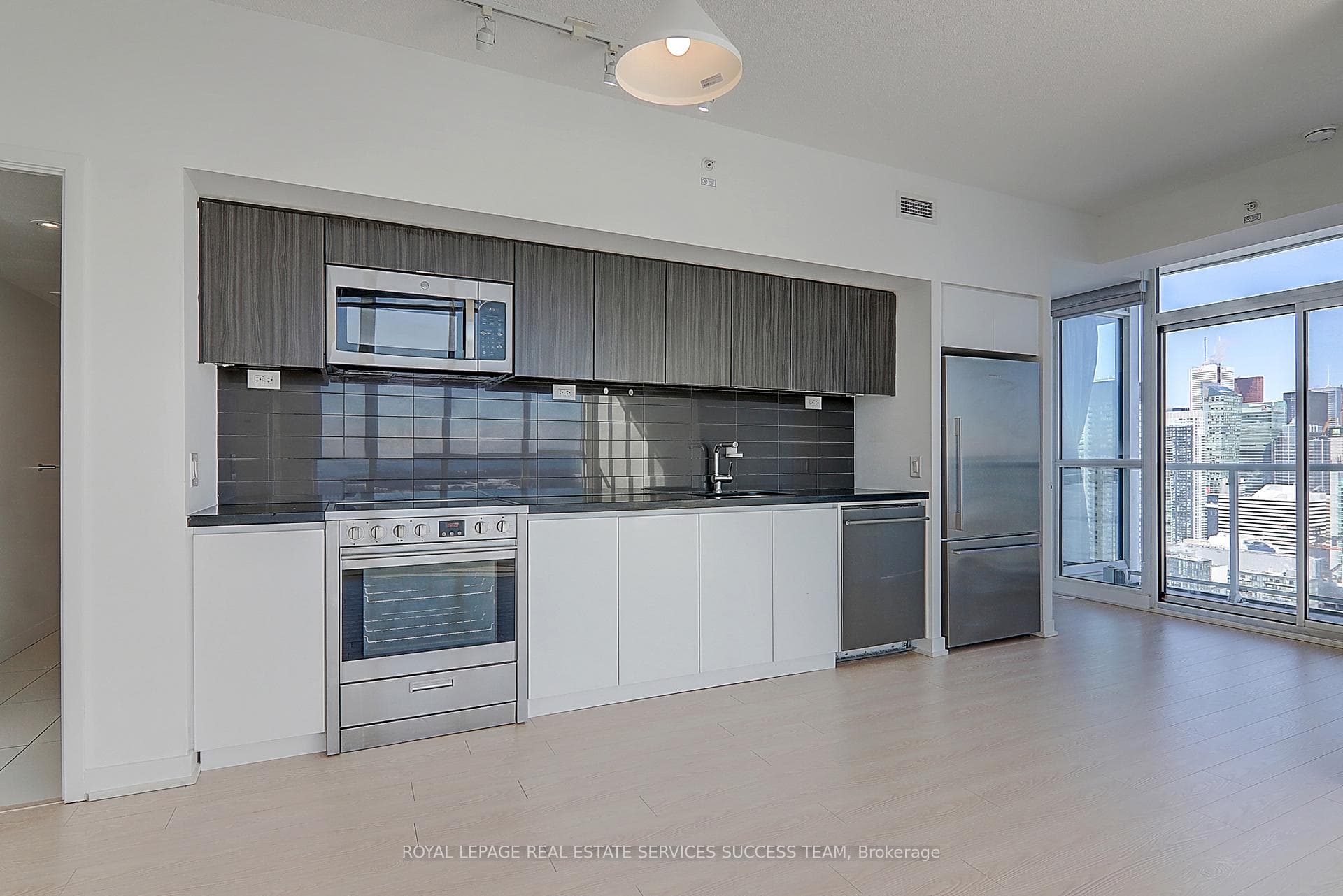 75 Queens Whart Road Unit 4606 photo 7
