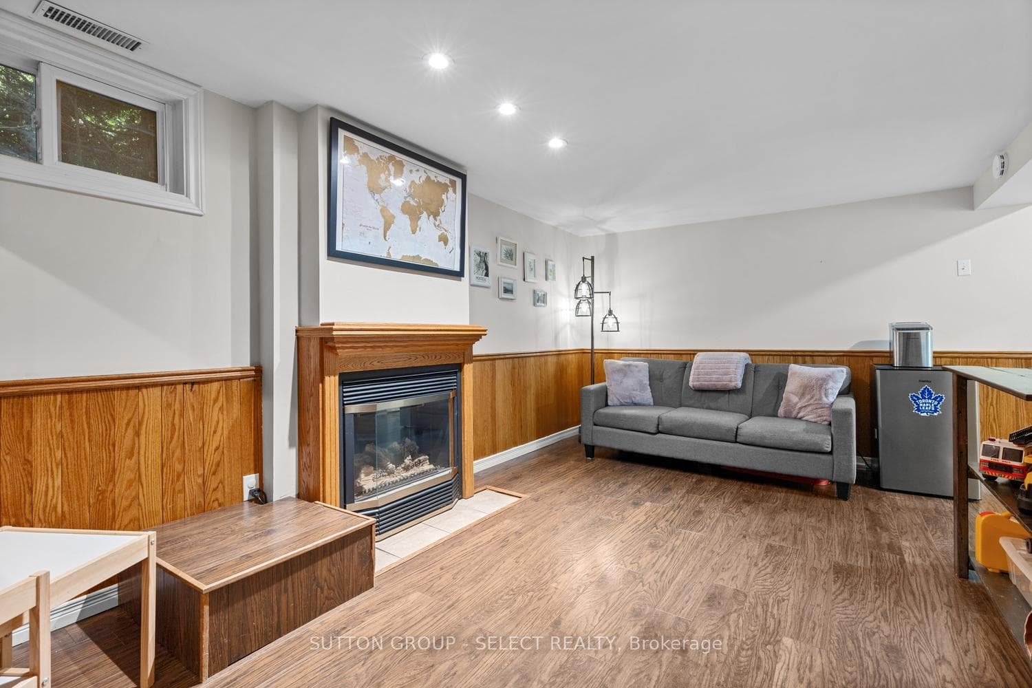 72 Emery Street photo 31