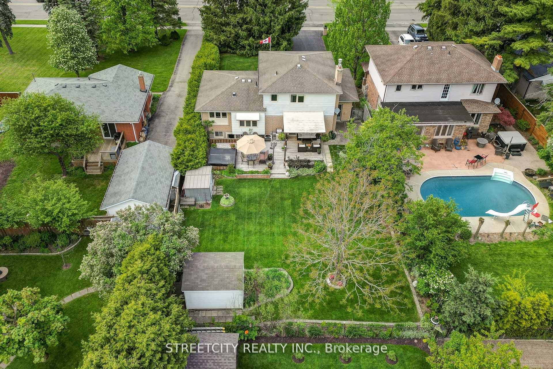 531 Elm Street photo 2