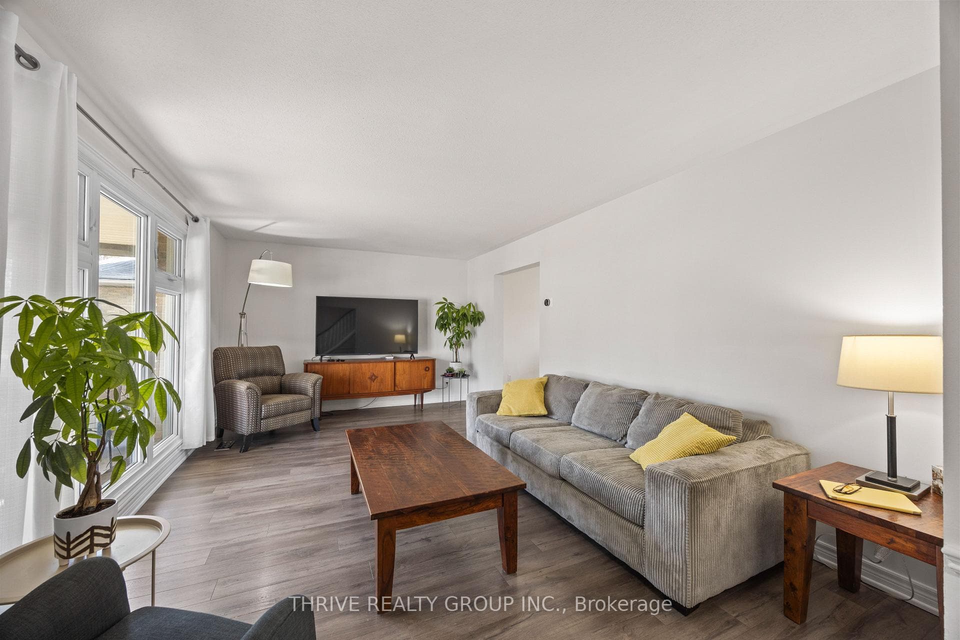 931 FARNHAM Road photo 6