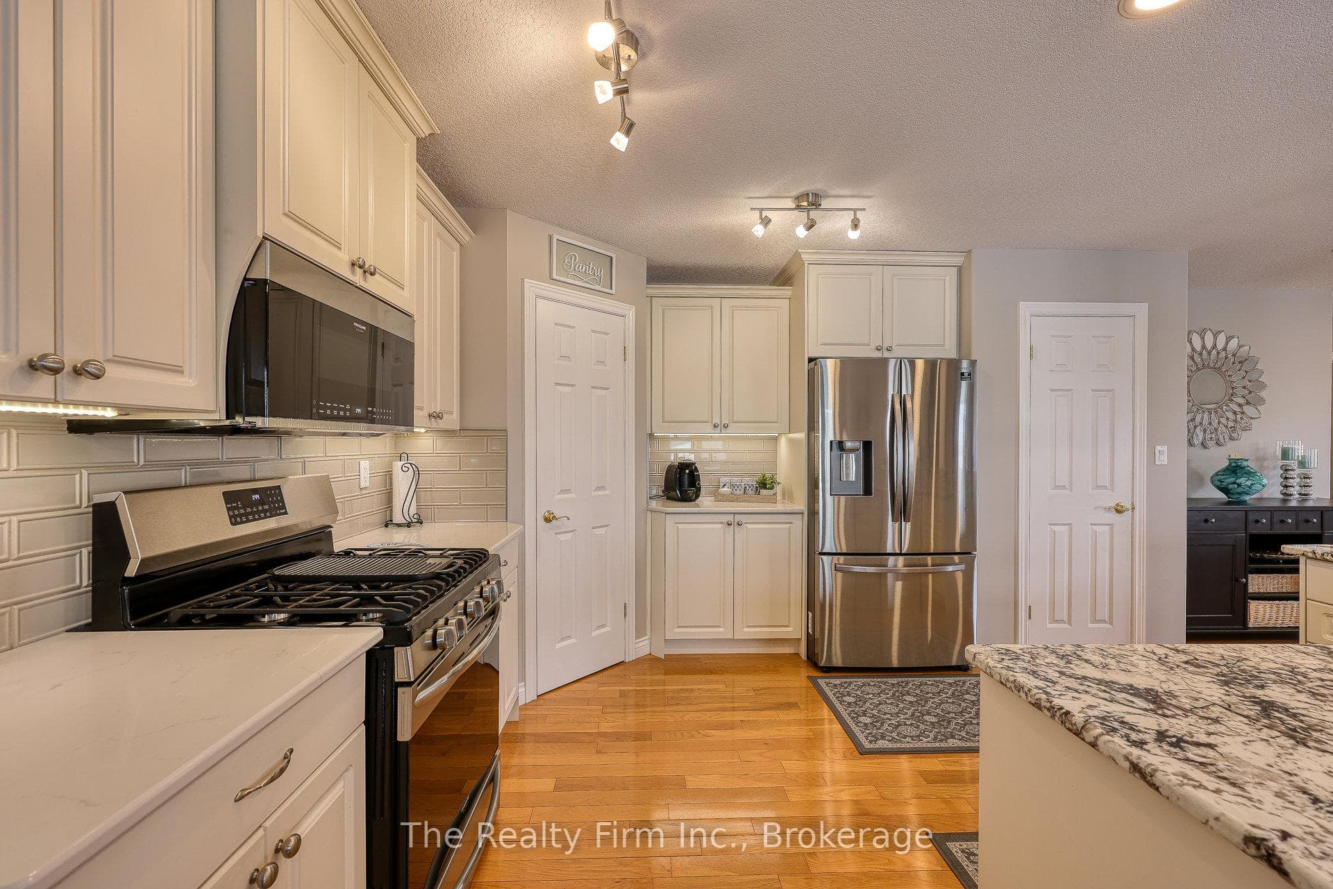 1 Riverview Road photo 27