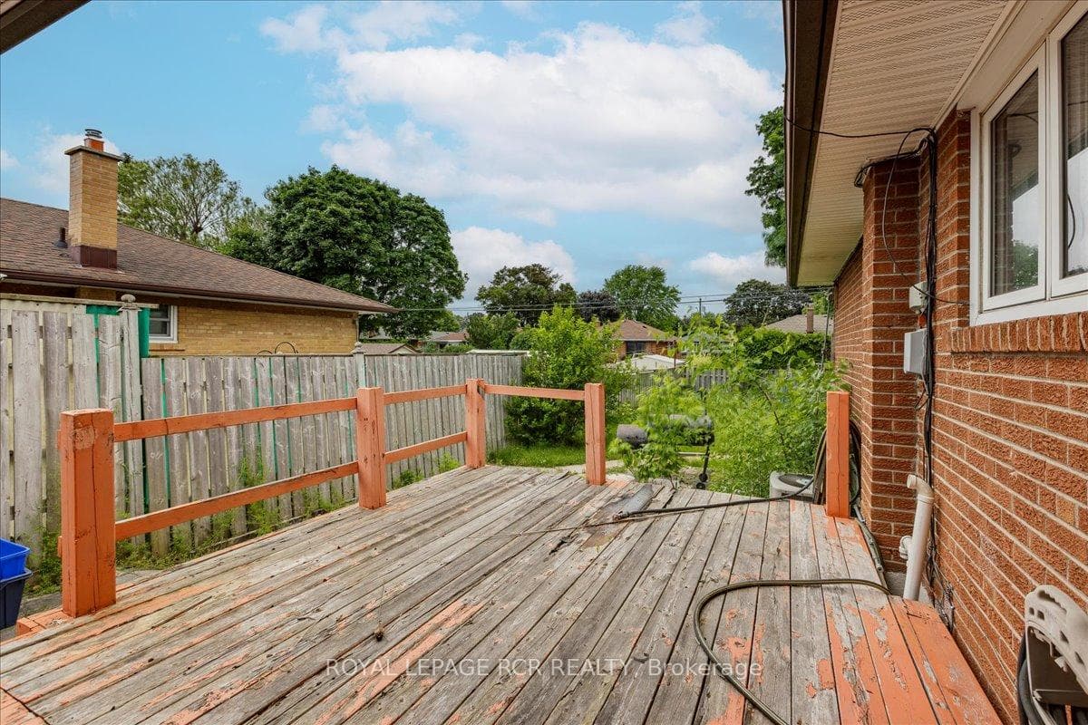 906 Hutchison Avenue photo 21