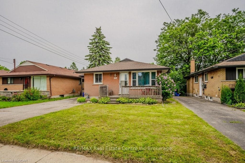 35 WINSLOW Drive photo 1