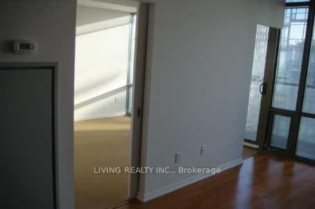 38 Grenville Street Unit 2610 photo 9