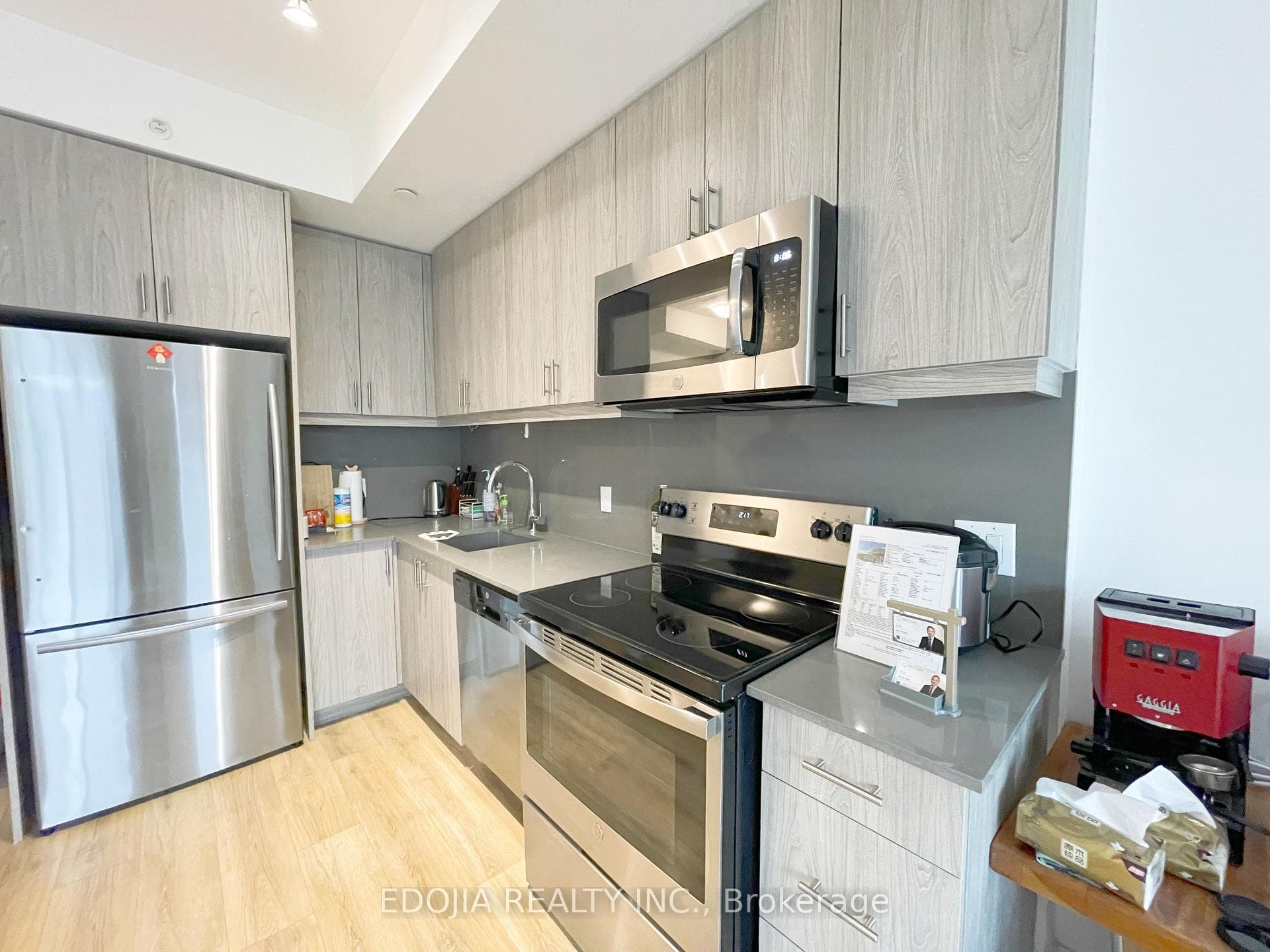 57 Finch Avenue Unit 24 photo 3