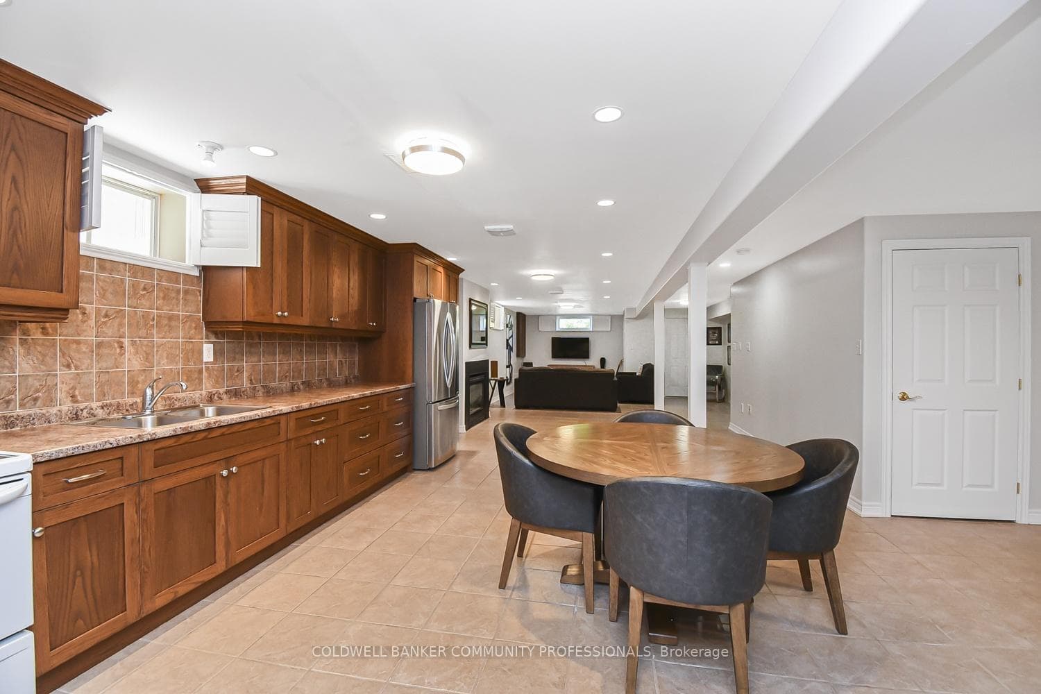 353 Highland Road photo 33