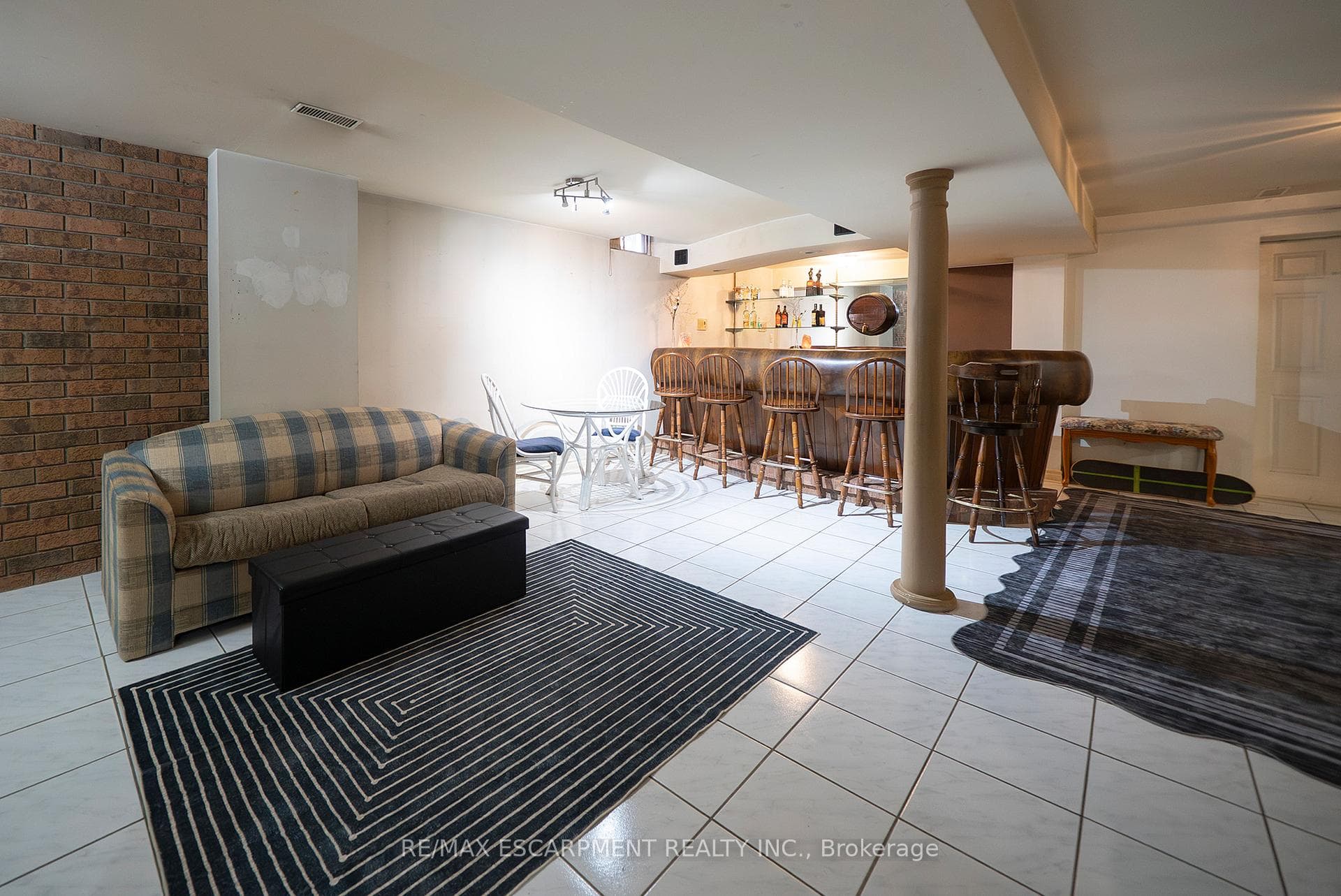 2057 Wincanton Crescent photo 31