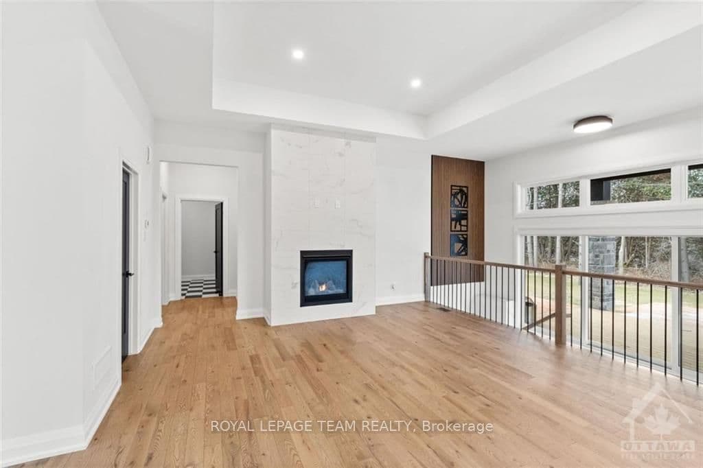 412 BUTLER FARM Road photo 13