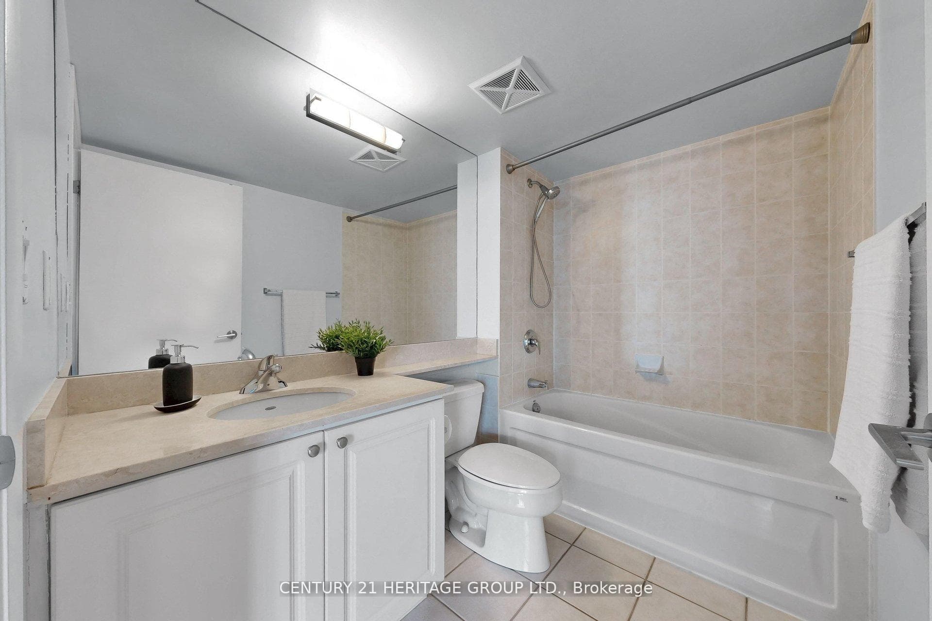 231 Fort York Boulevard Unit 2713 photo 25