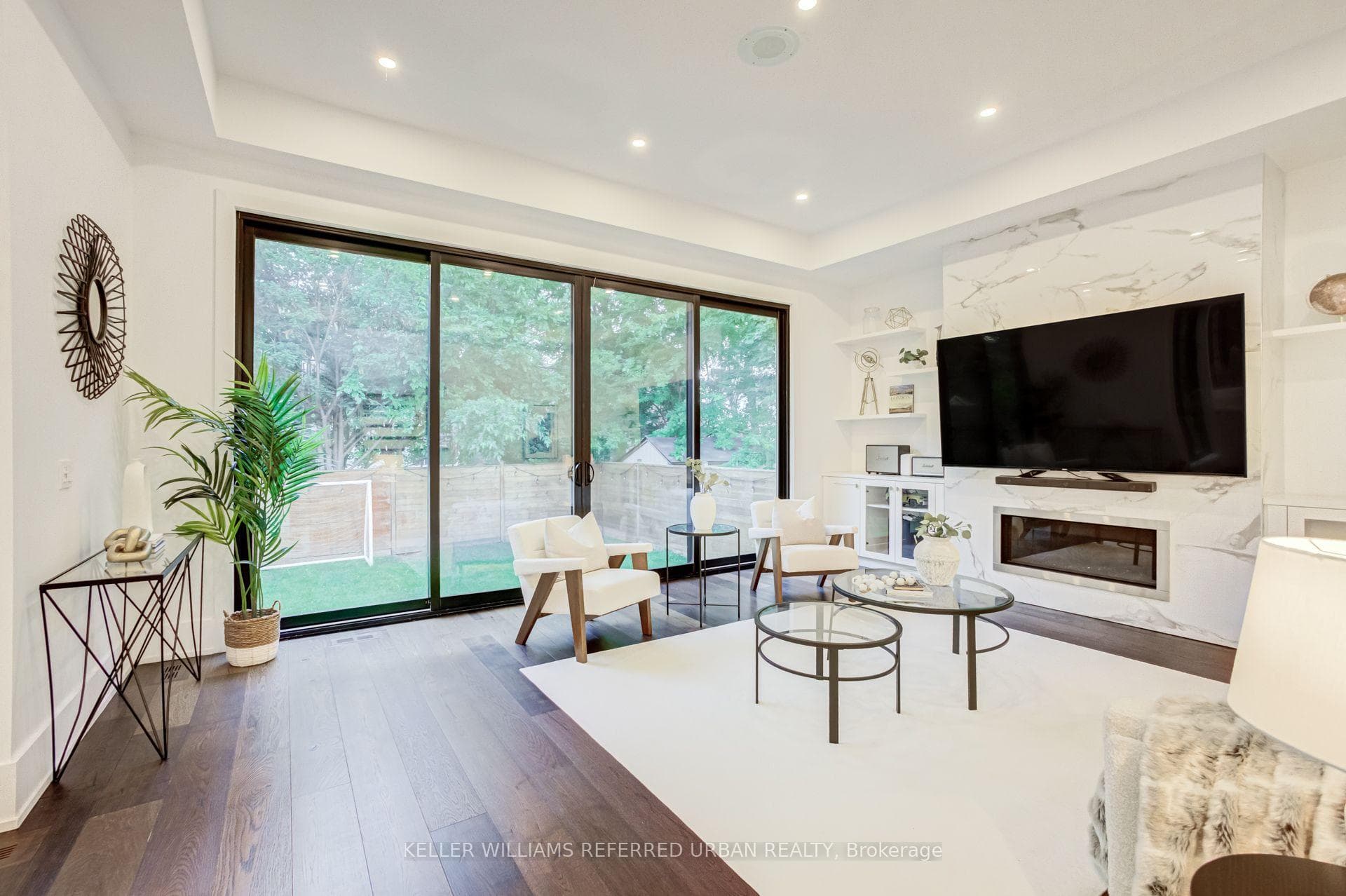 57 Ambleside Avenue photo 14