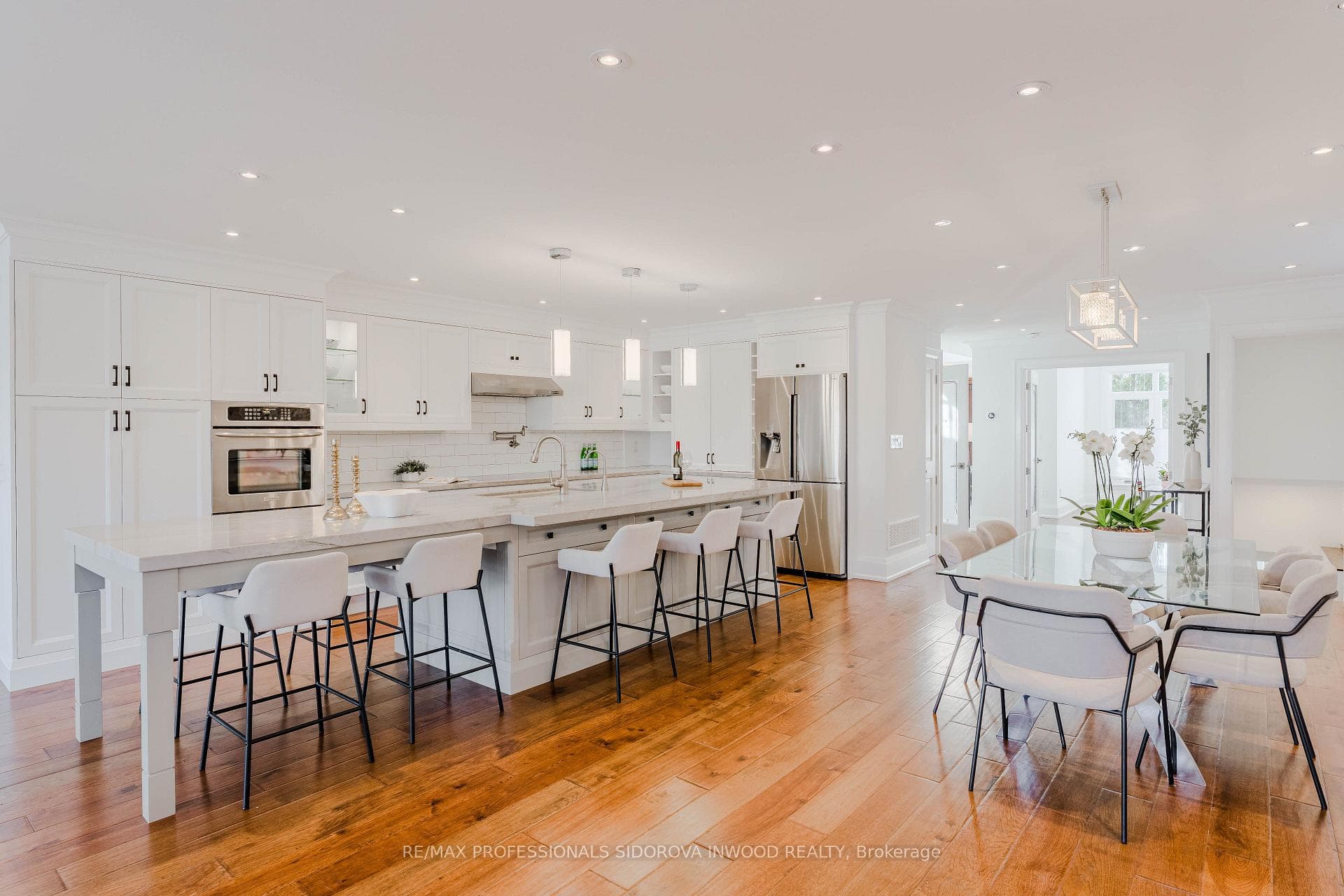 57 Lavinia Avenue photo 10
