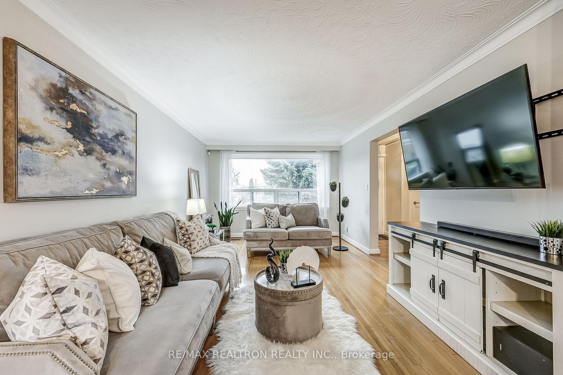 52 Kanarick Crescent photo 2