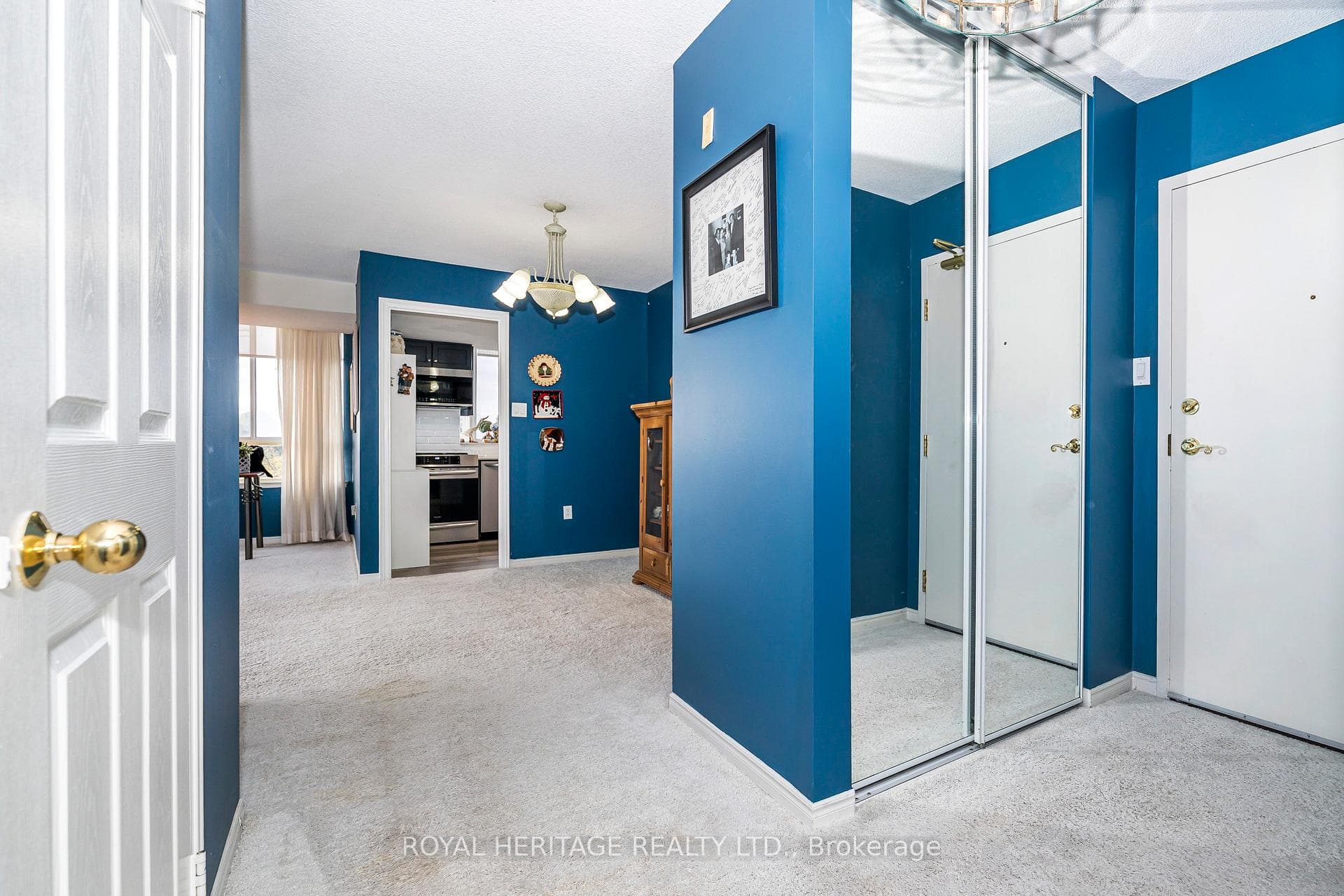 270 Davis Drive Unit 809 photo 3
