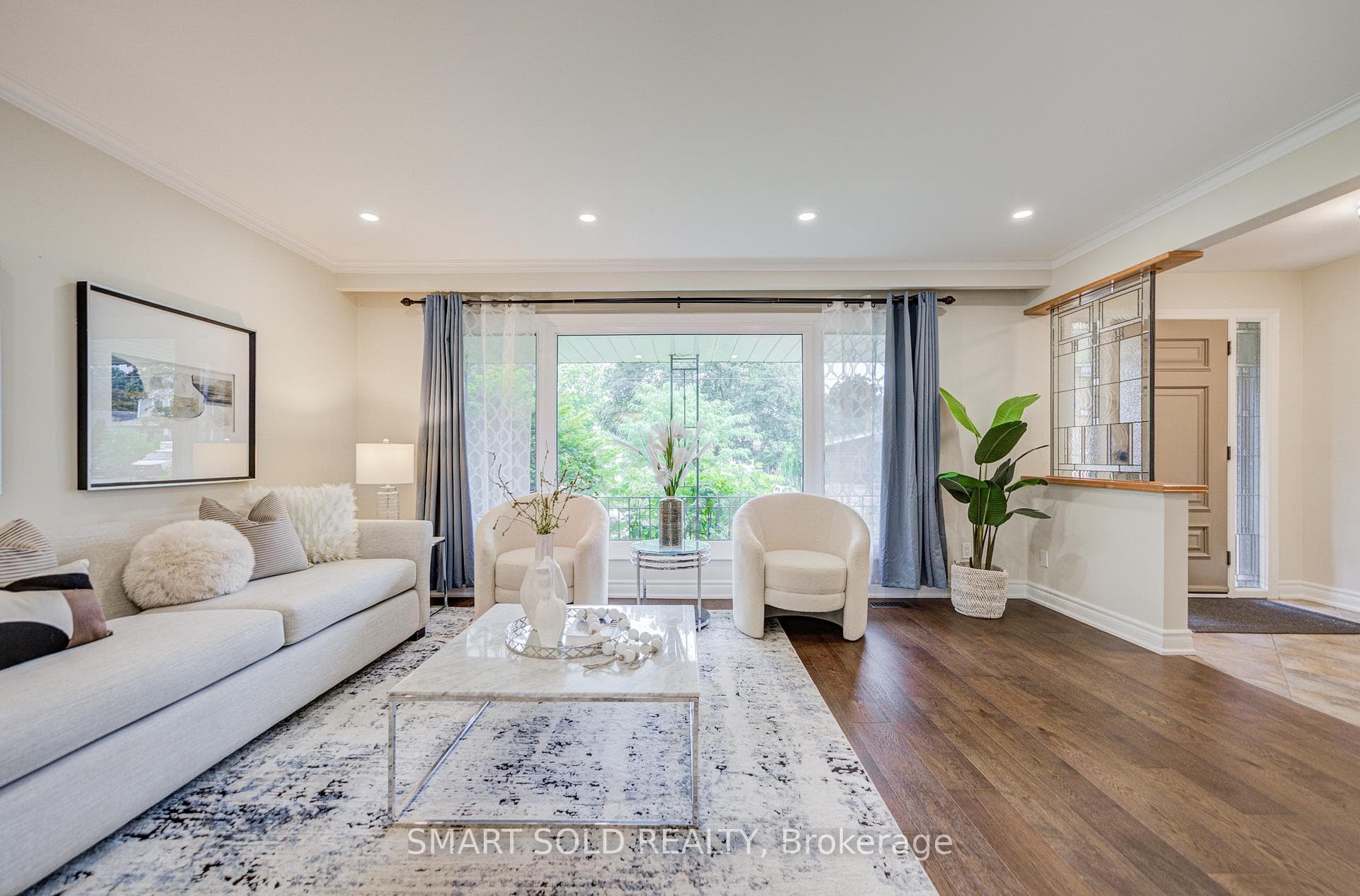 285 Churchill Avenue photo 8