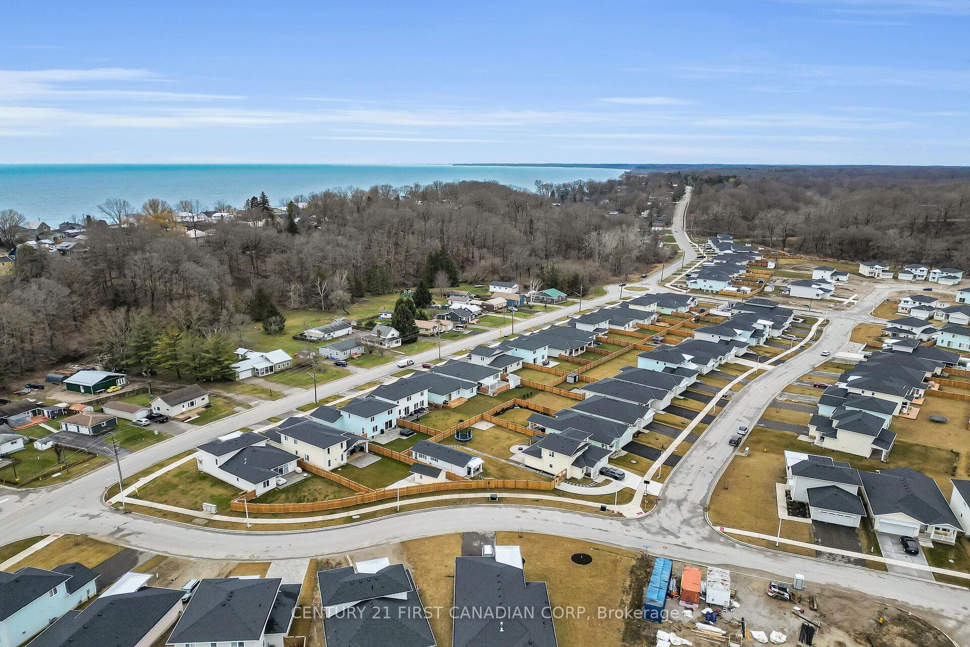 32 REGATTA Way photo 35
