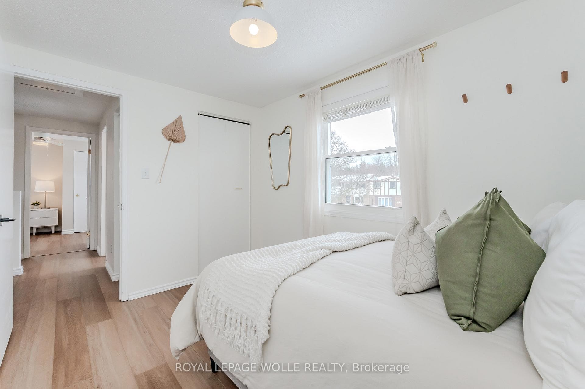 136 Cornerbrook Crescent photo 21