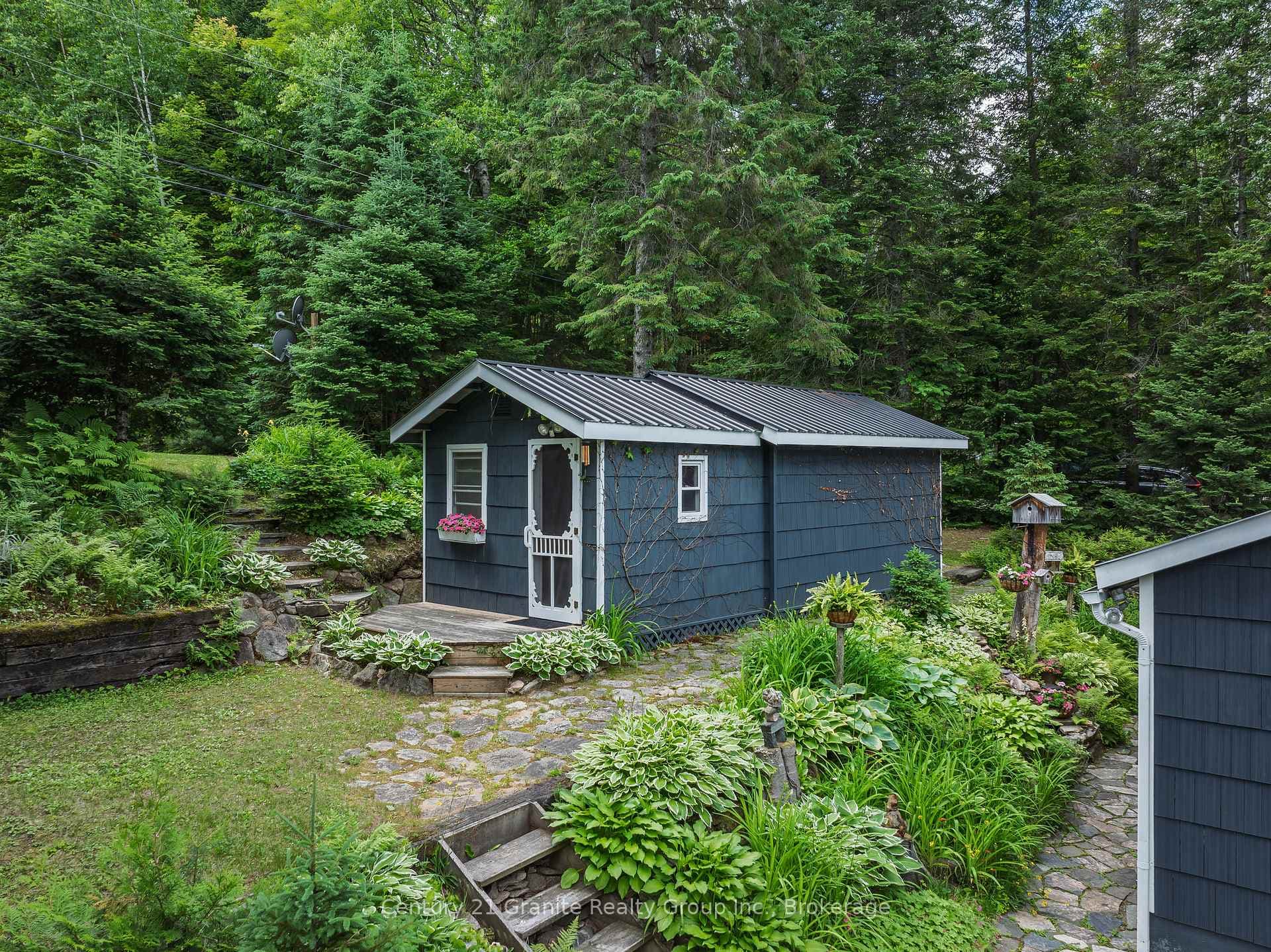 1528 Dignan Road photo 26