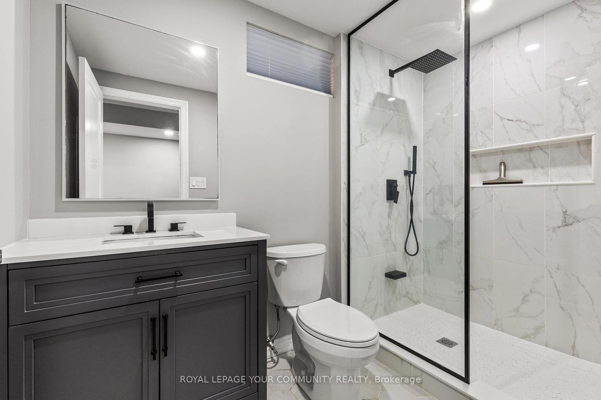 27 McCabe Lane photo 35