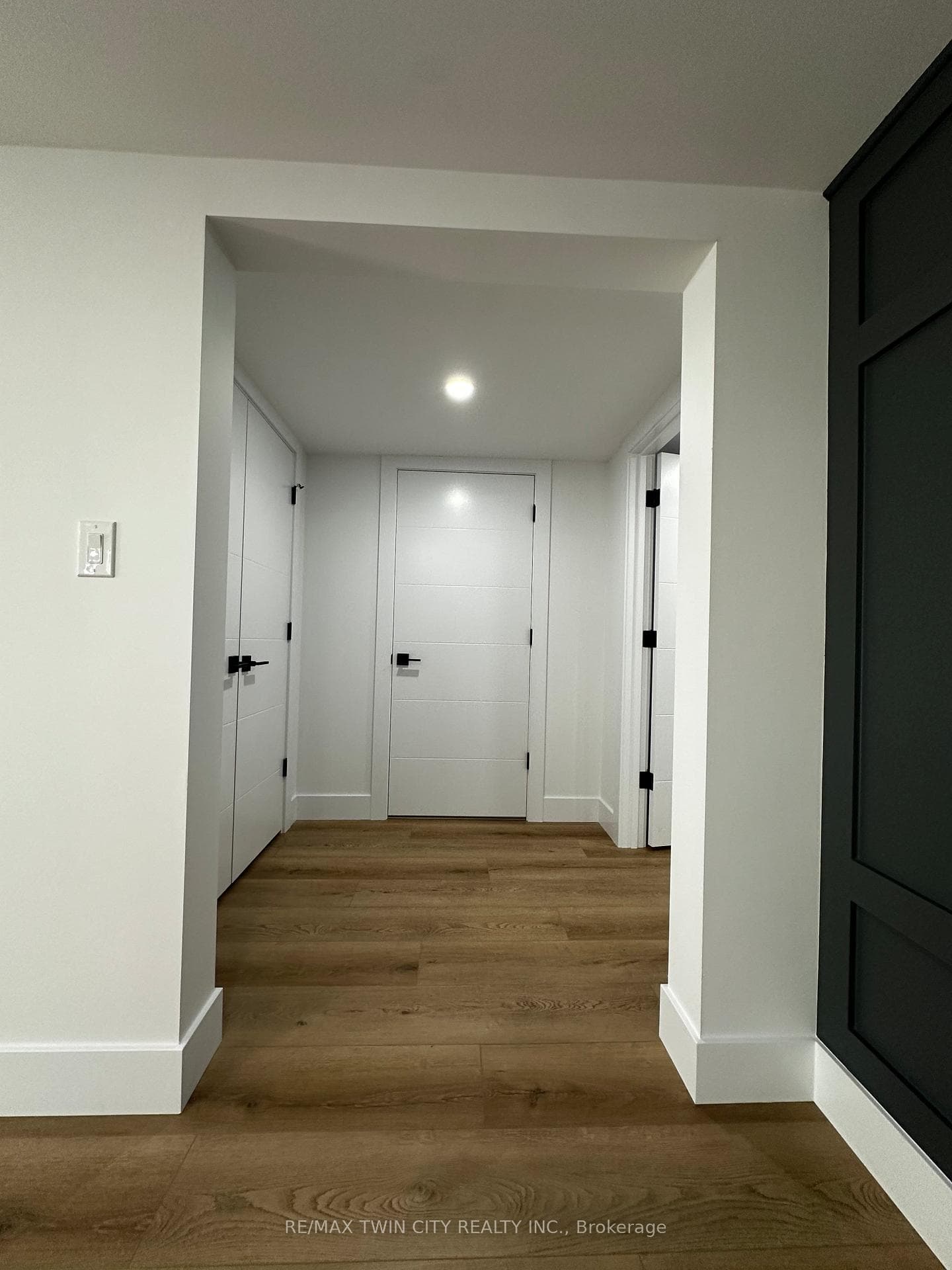 6 Leslie Avenue Unit LOWER photo 6