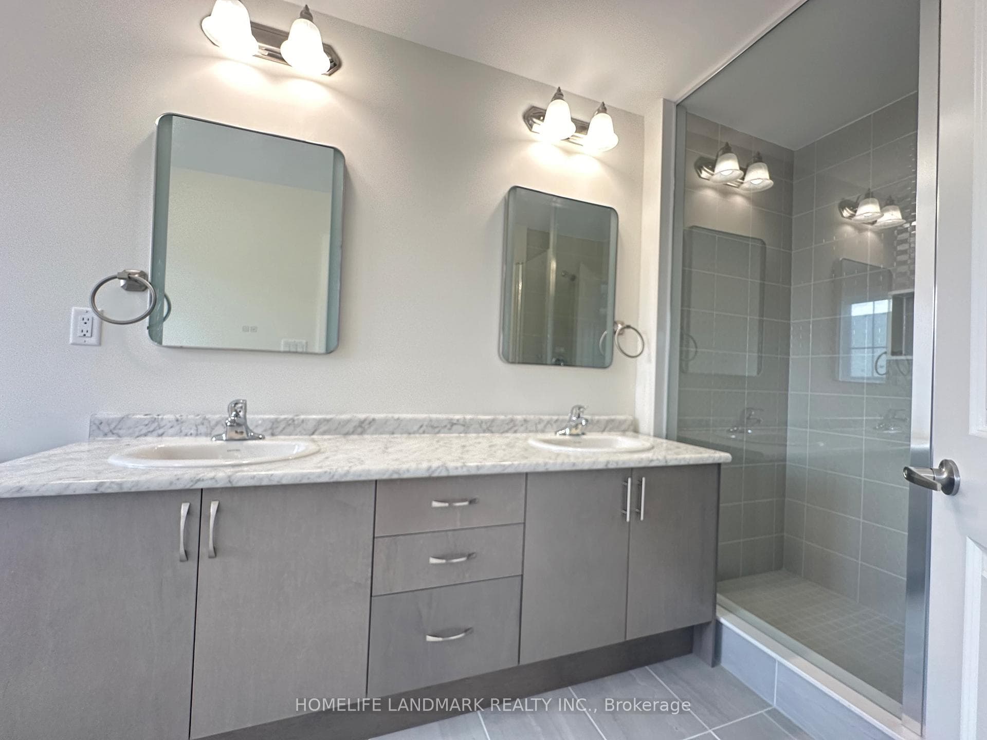 2744 Peter Matthews Drive photo 10