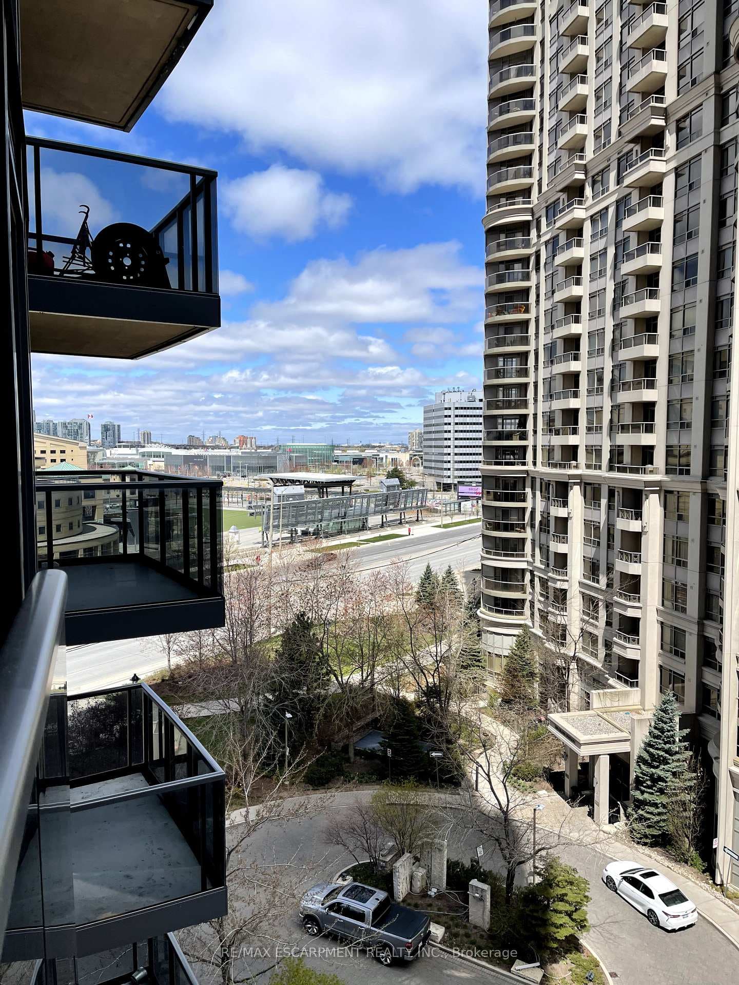 330 Burnhamthorpe Road Unit 708 photo 15