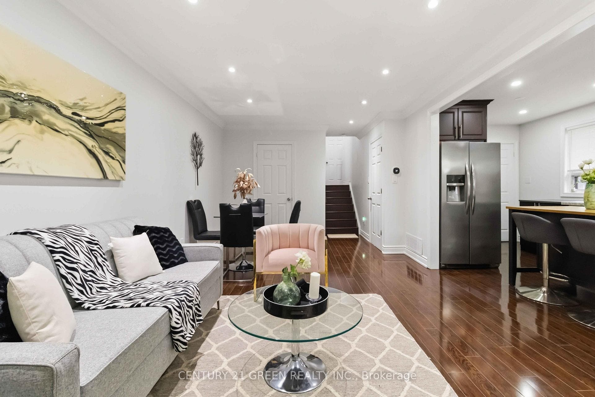 74 Davenport Crescent photo 6