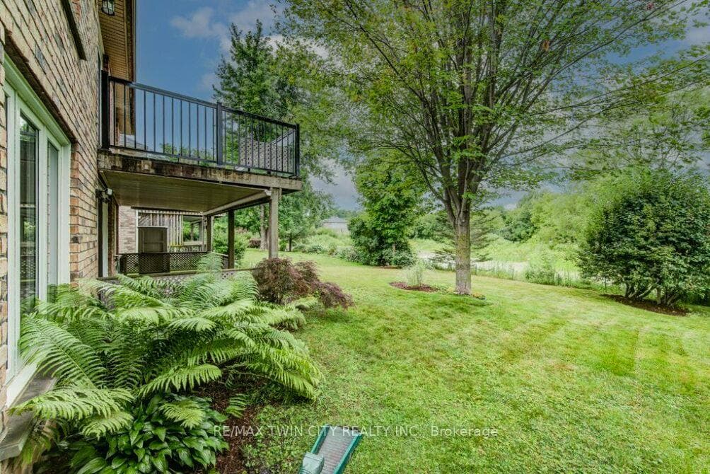 670 Salzburg Drive photo 47