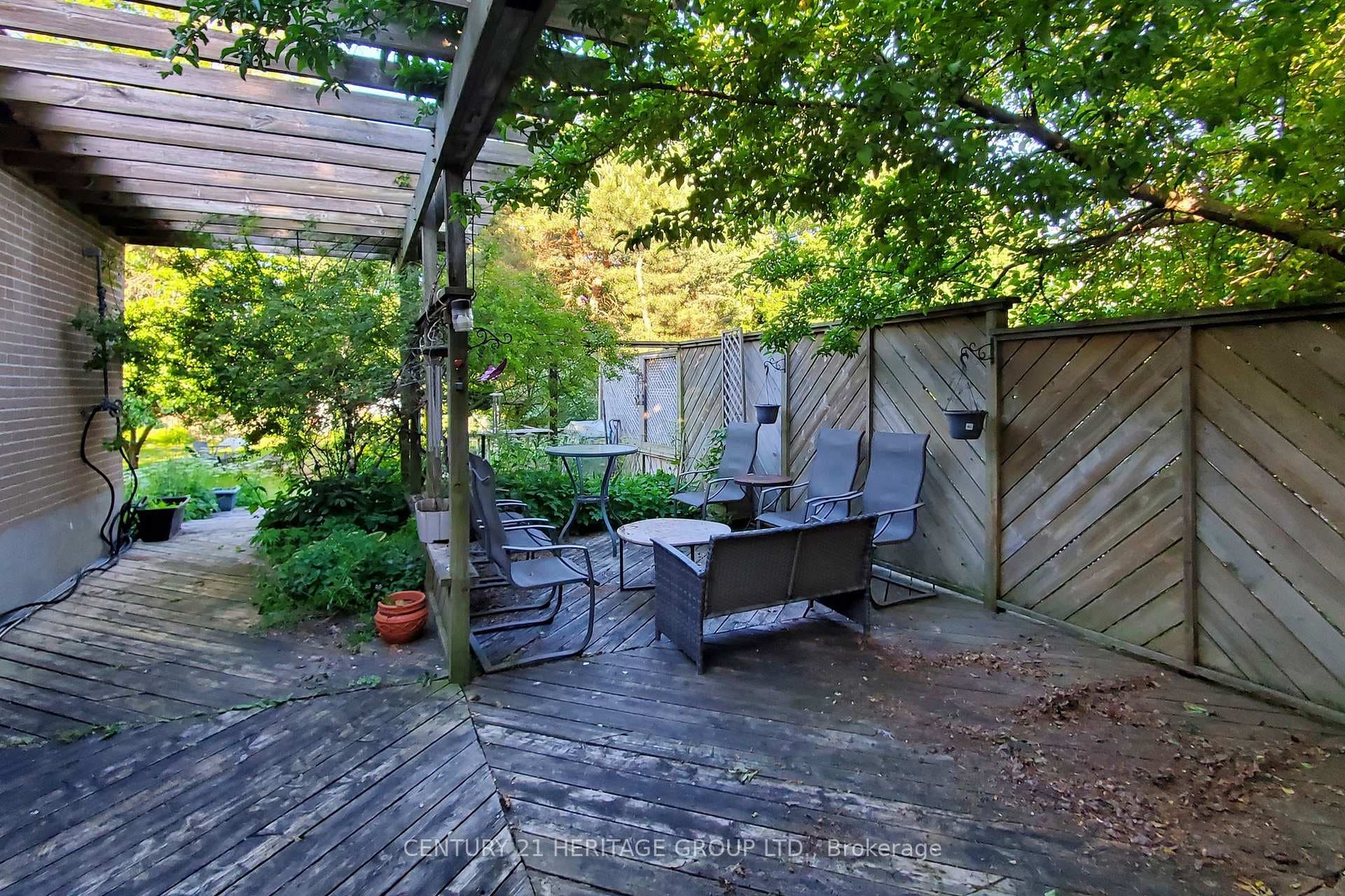 71 Mill Street photo 32