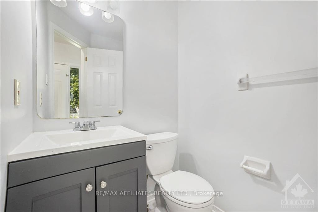 34 WITTINGHAM Drive photo 16
