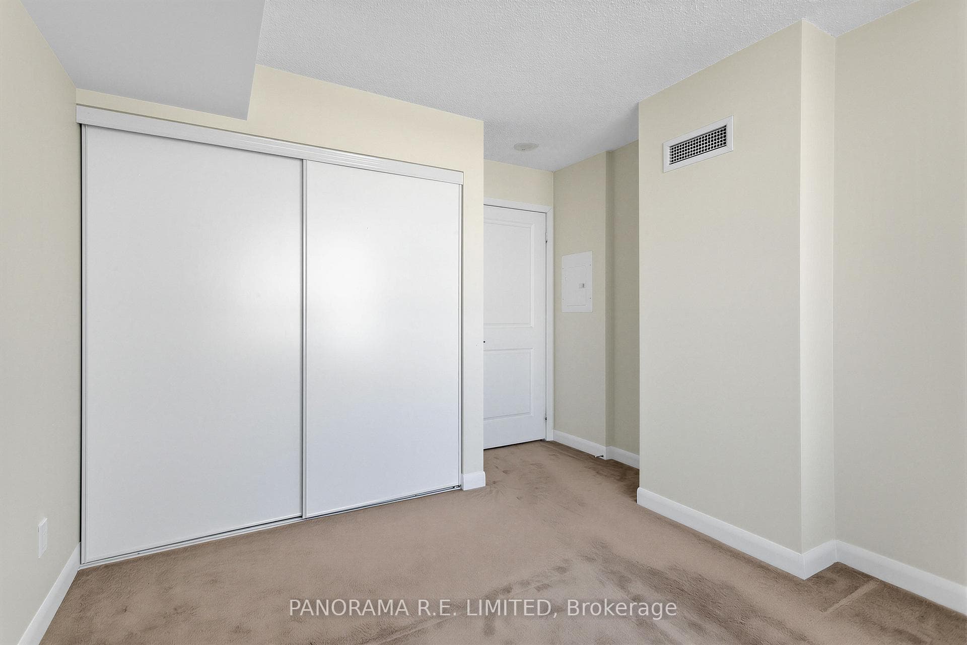 225 Sherway Gardens Road Unit 804 photo 7