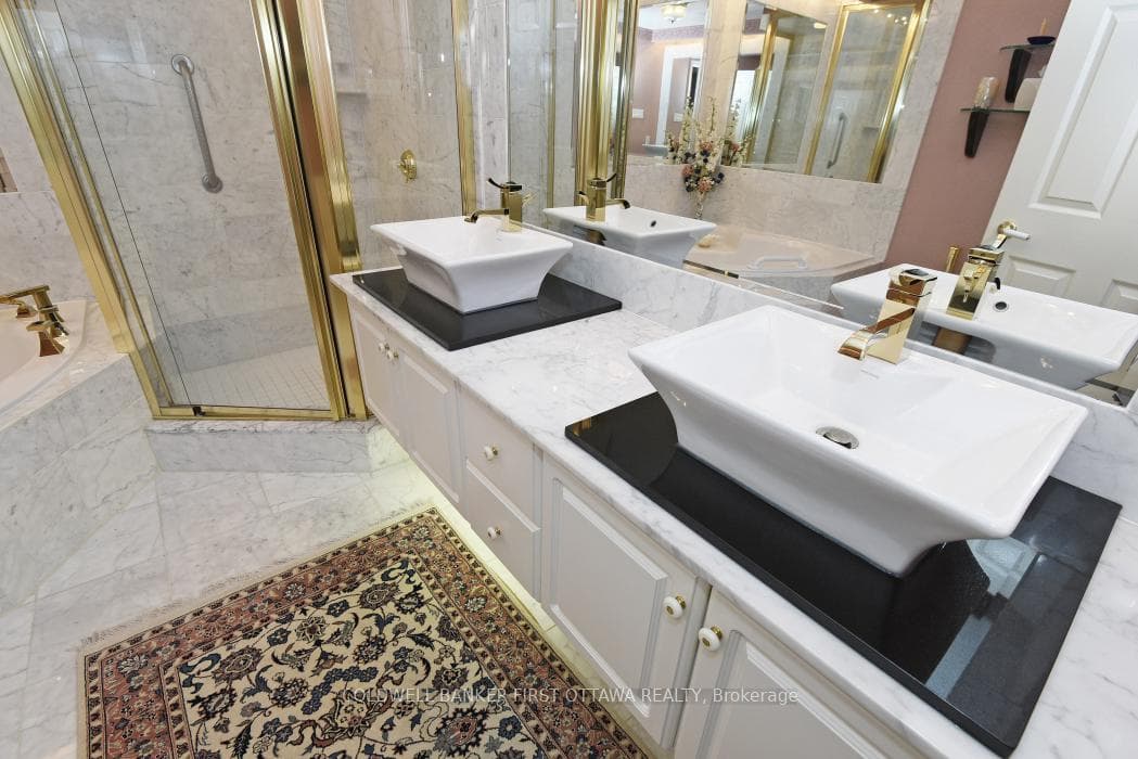 1480 Riverside Drive Unit 2602 photo 26