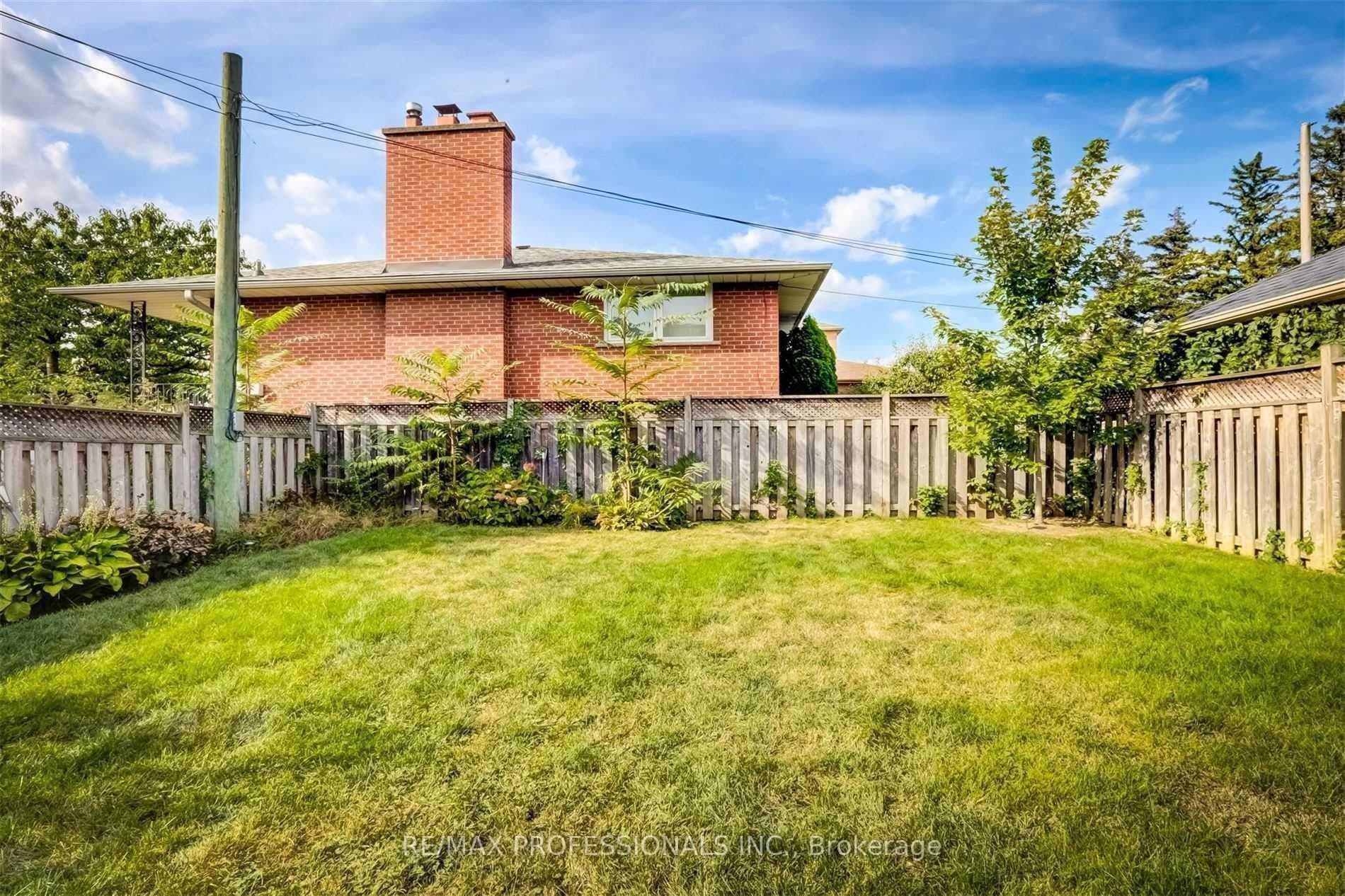 330 Dalesford Road photo 33