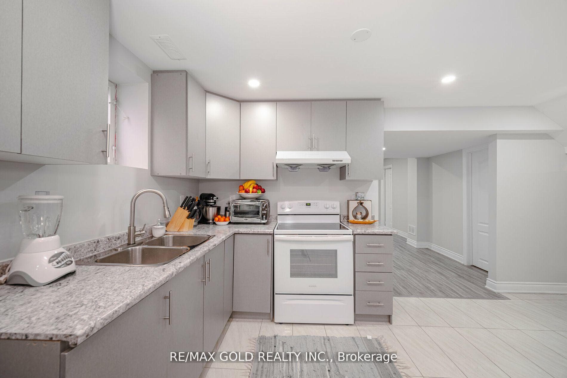 12 Ridgehaven Court photo 28