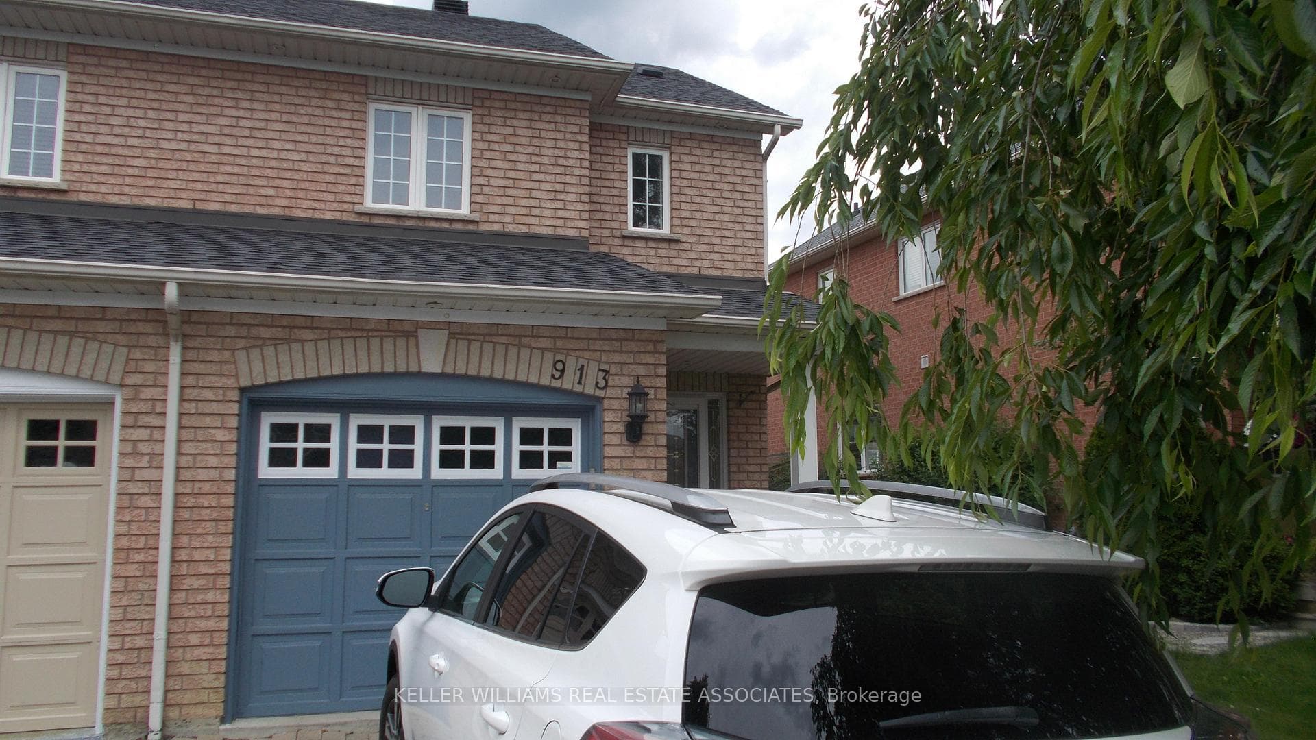 913 Tambourine Terrace photo 1