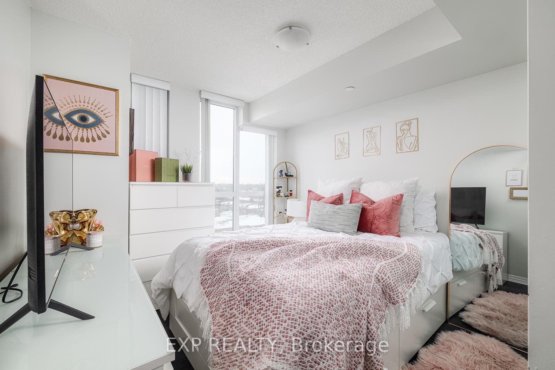 80 Esther Lorrie Drive Unit 712 photo 12