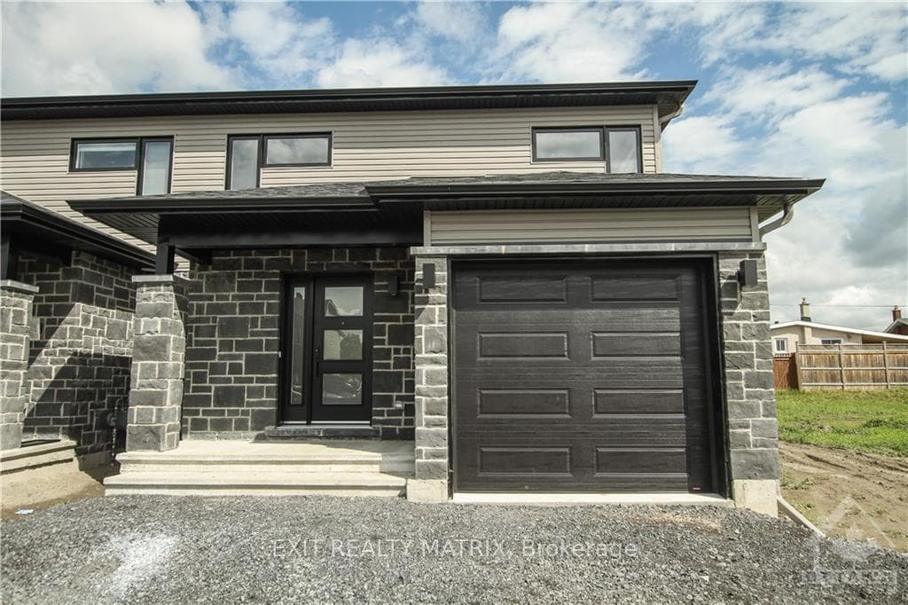 783 WALTON Street photo 1