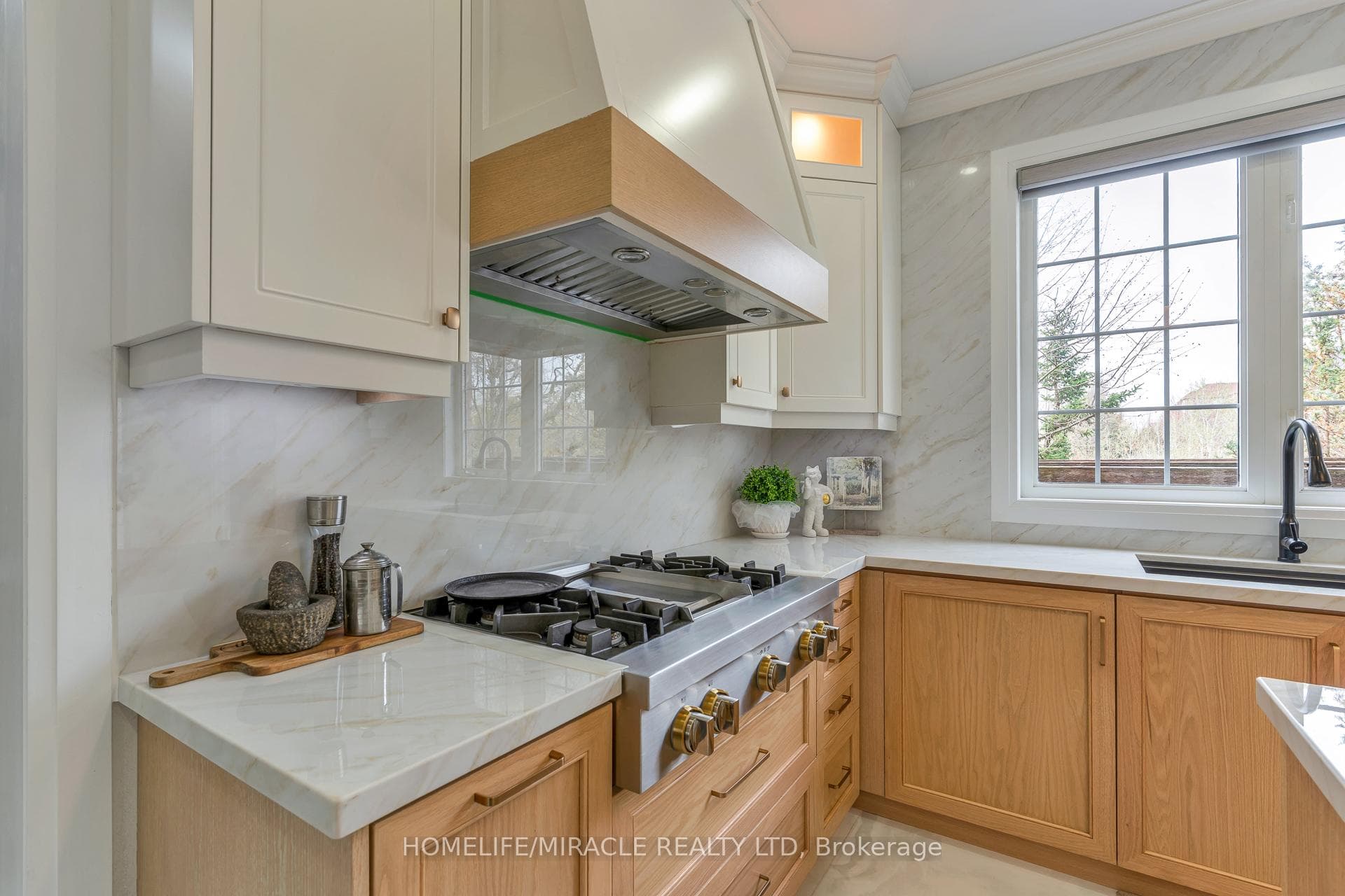 2299 Glazebrook Circle photo 33