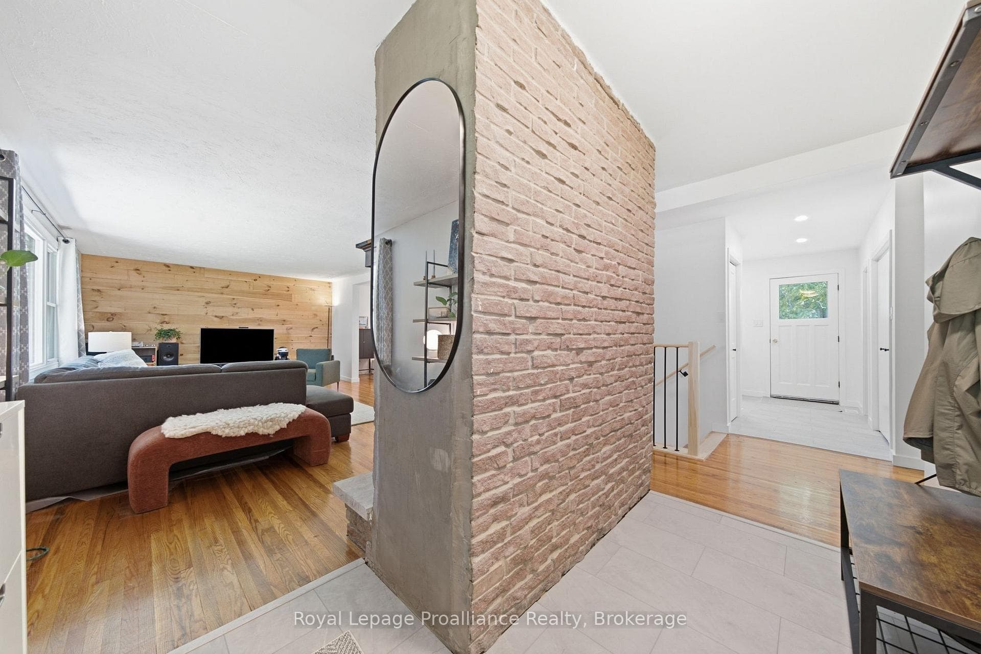 41 WALTER Avenue photo 6