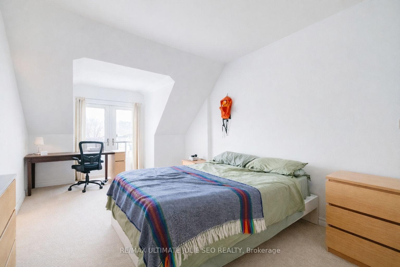 1206 Ossington Avenue photo 12