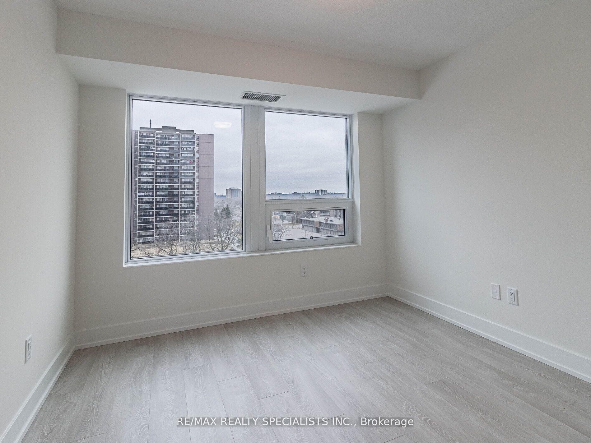 10 Eva Road Unit 604 photo 25