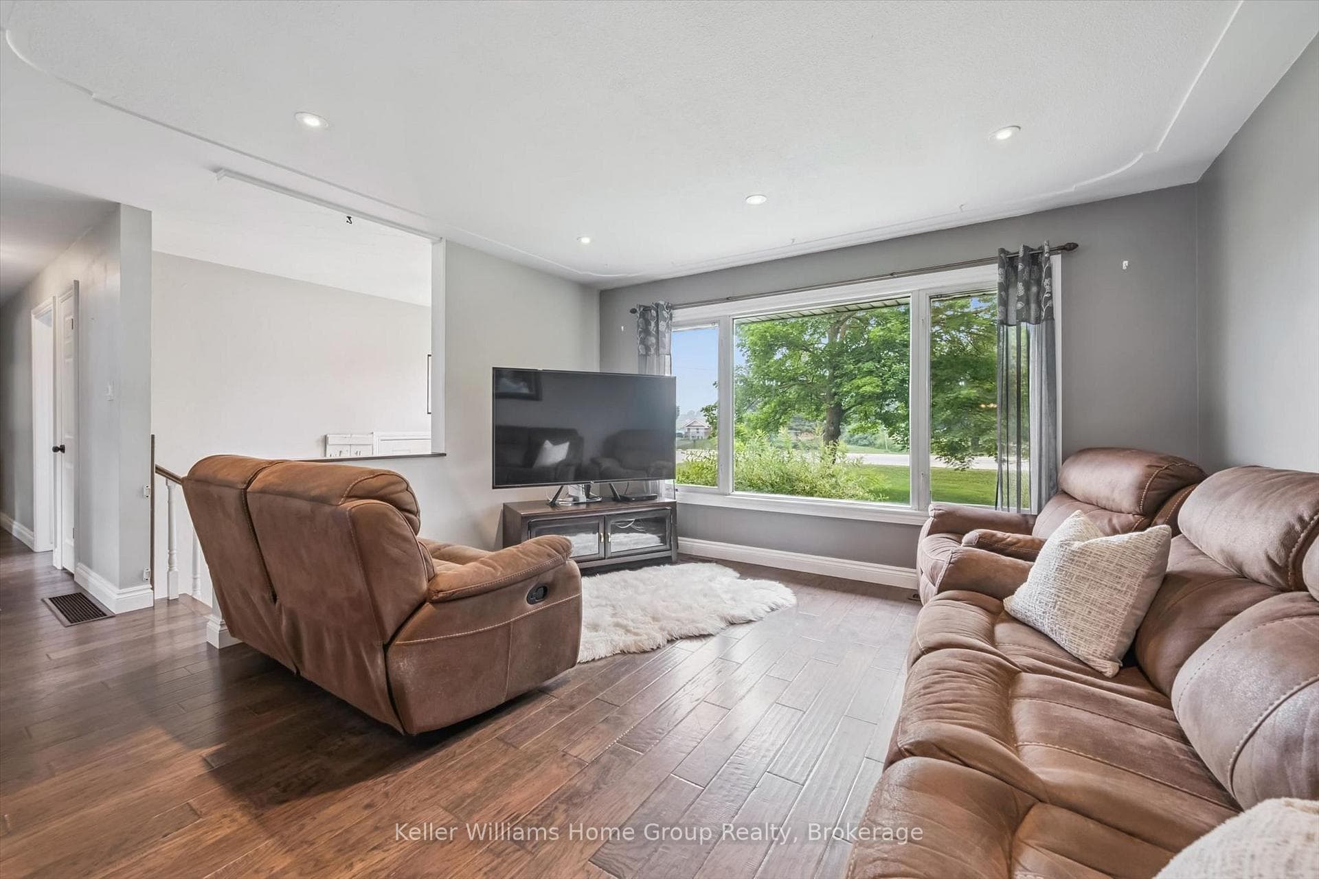 7988 Wellington Road 12 N/A photo 7
