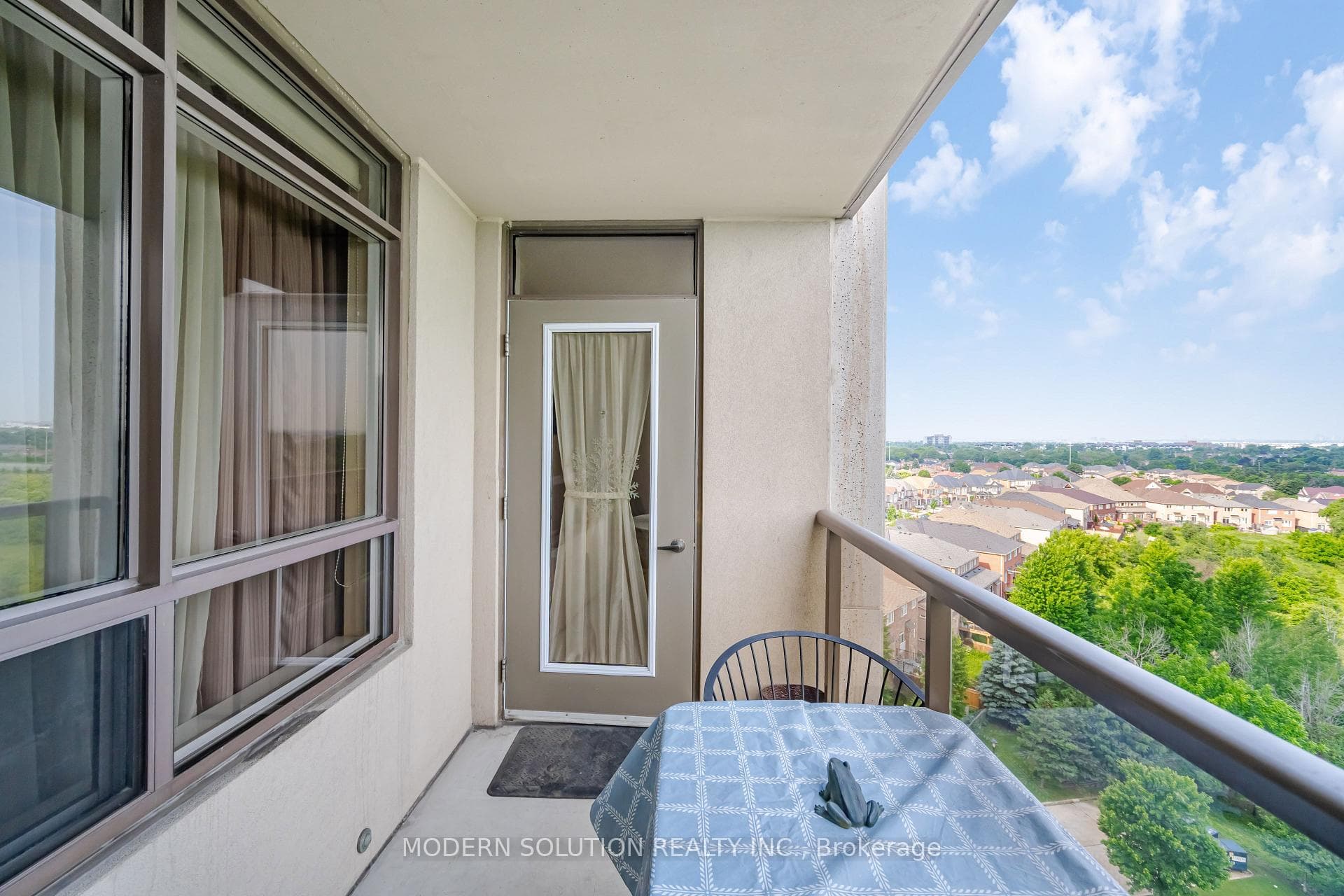 710 Humberwood Boulevard Unit 1015 photo 23