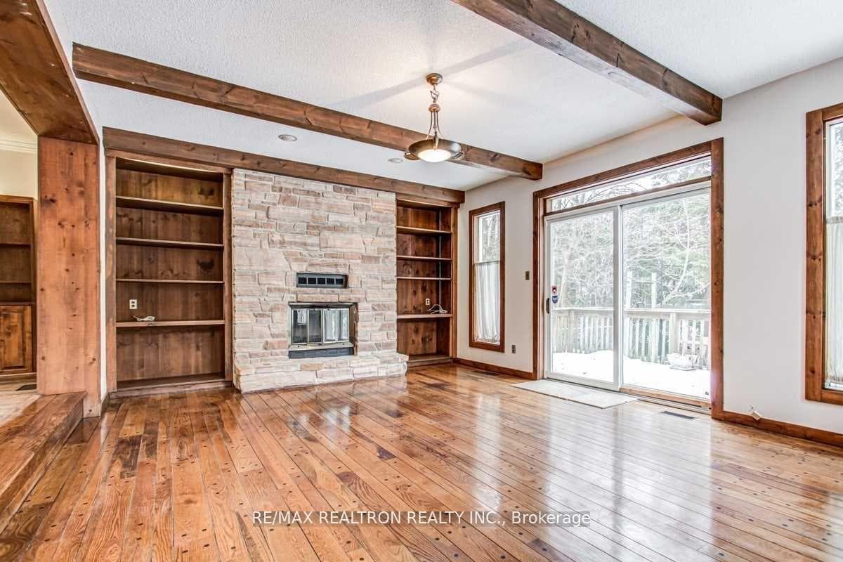 39 Fisherville Road Unit Upper photo 8