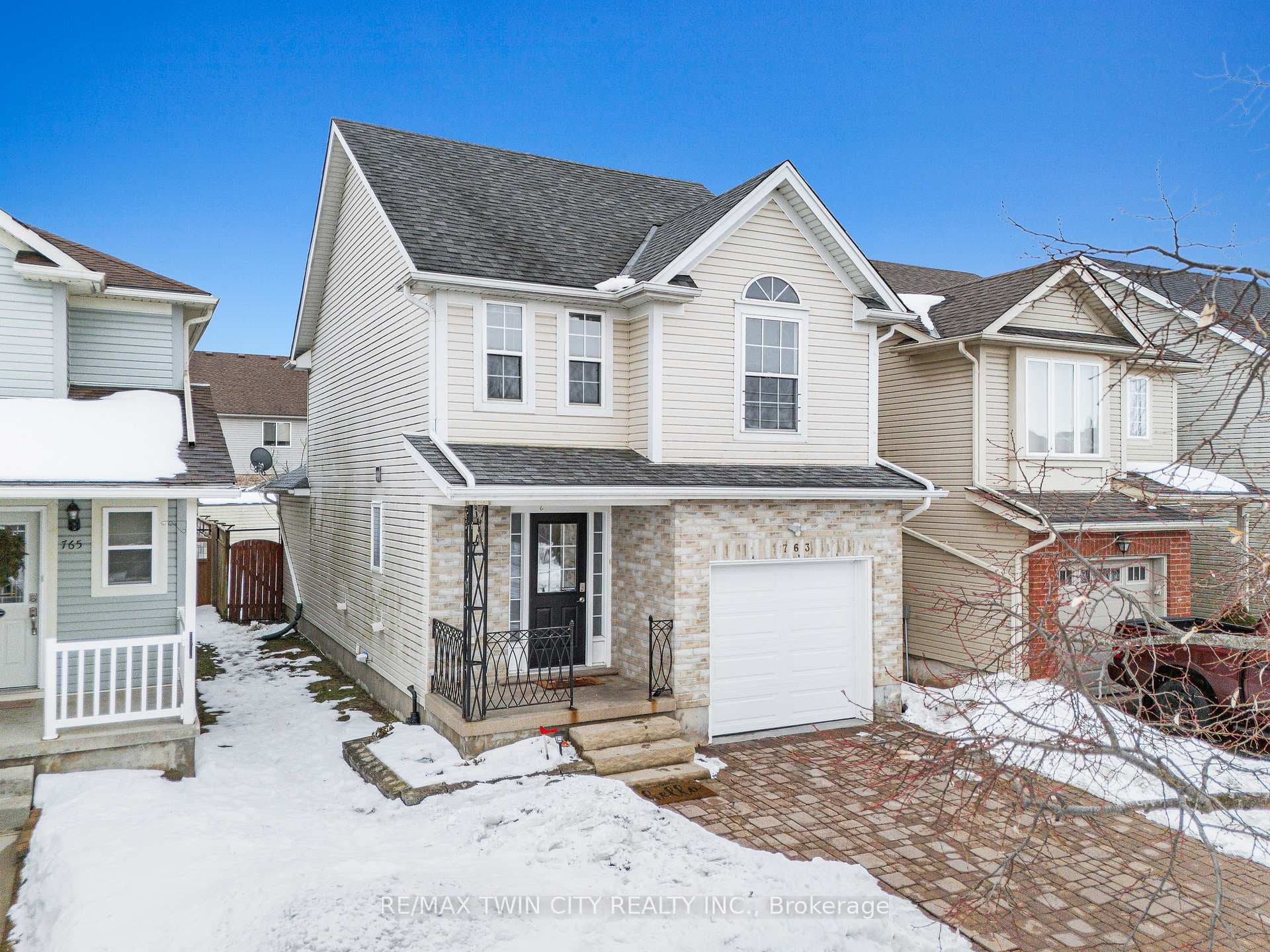 763 Angler Way photo 2