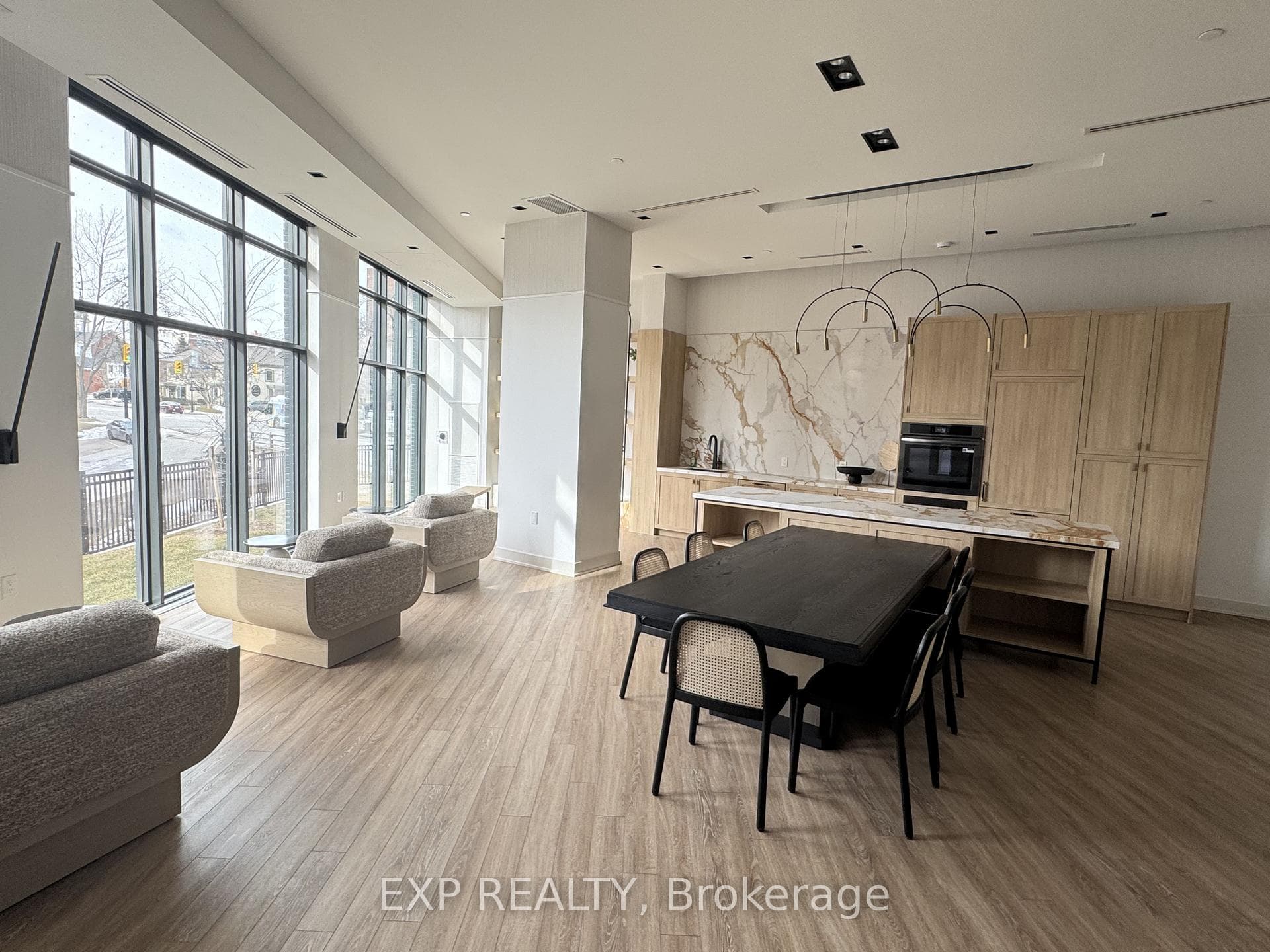 2088 James Street Unit 209 photo 14