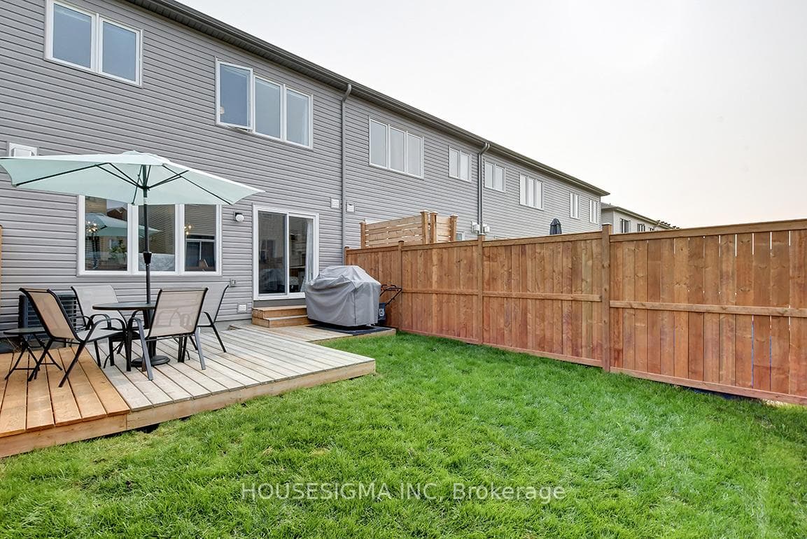 304 Lipizzaner Street photo 33