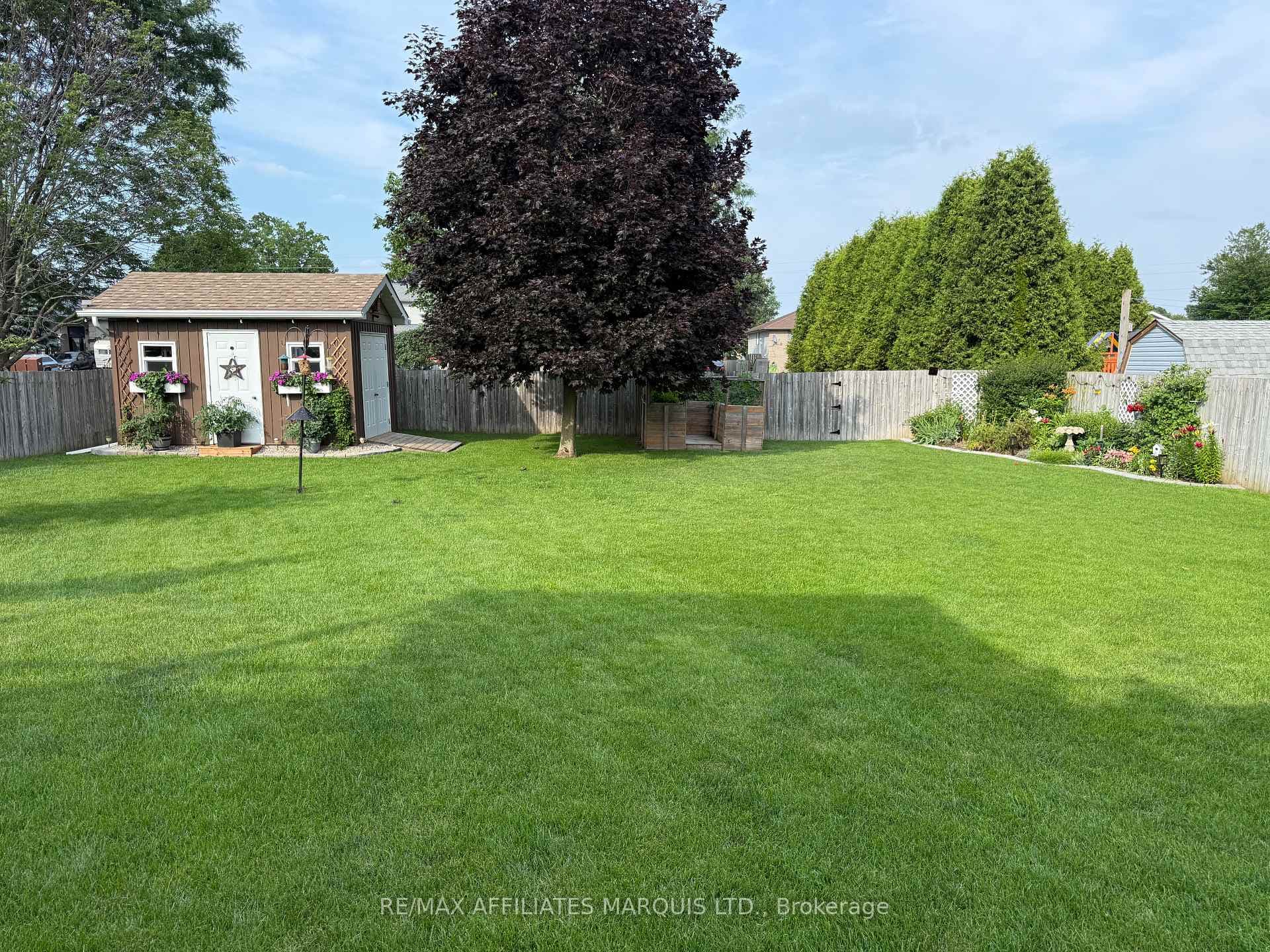 5563 Bridlewood Court photo 6