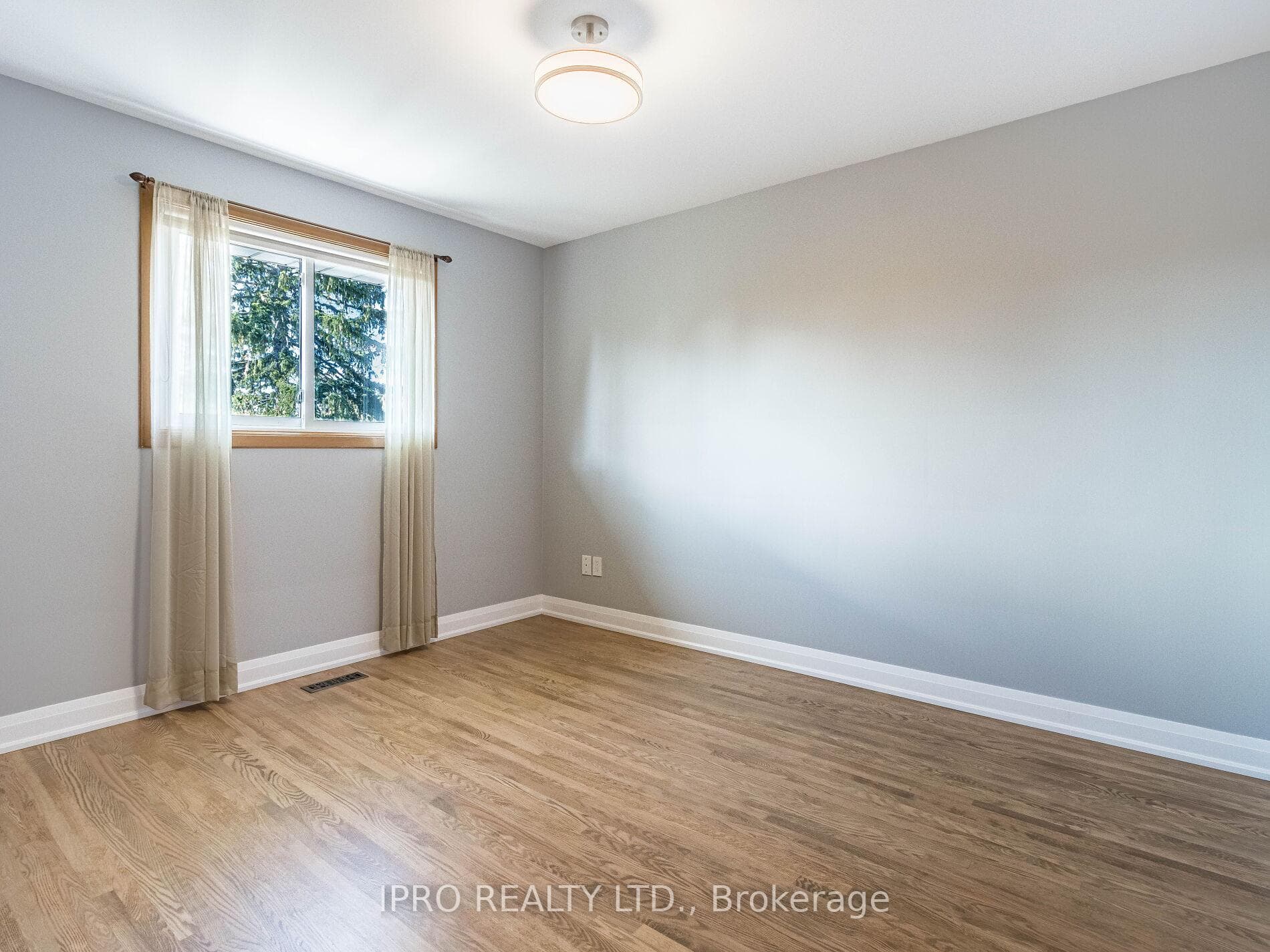 2340 Blase Court photo 26