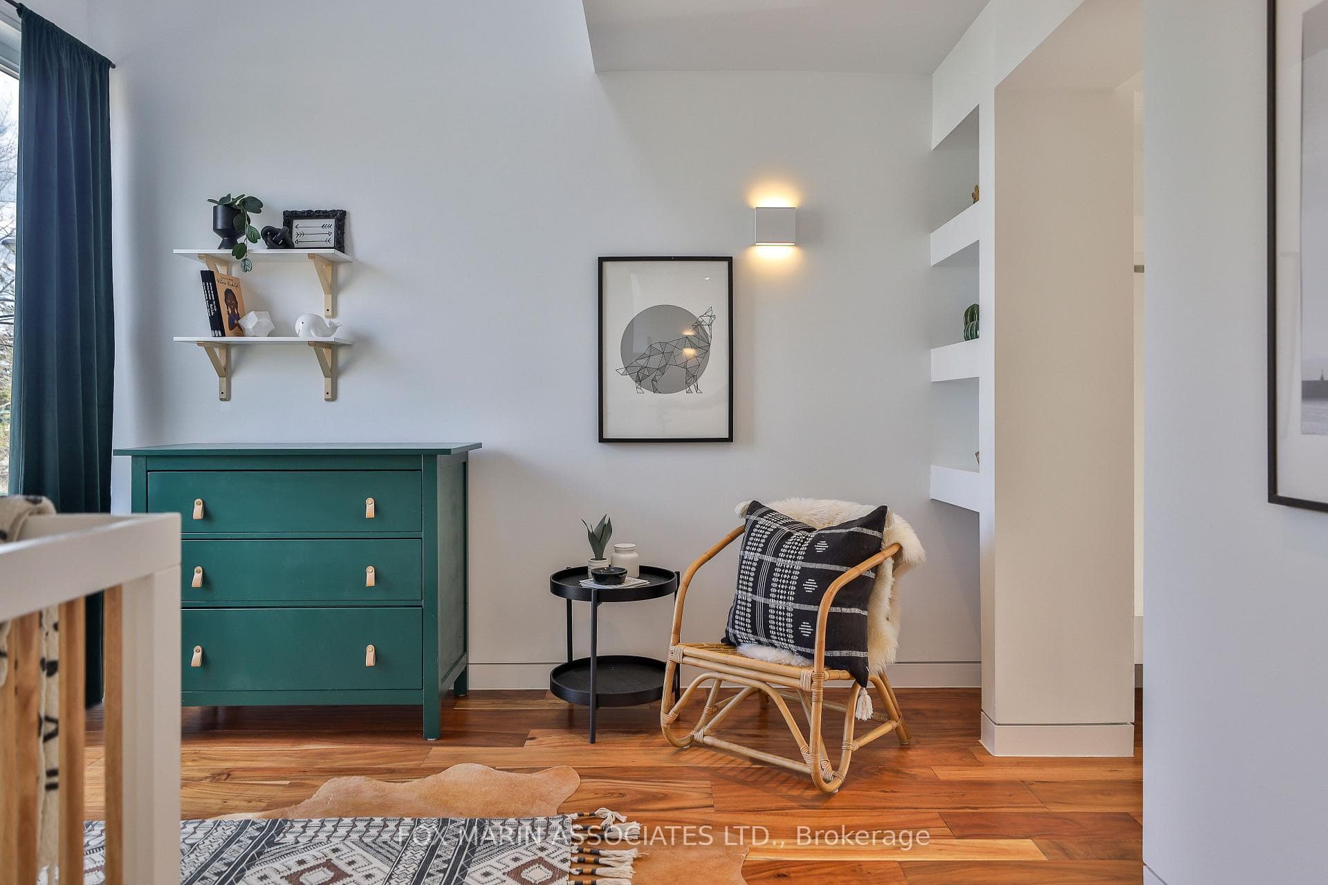 16 Laurel Avenue photo 23
