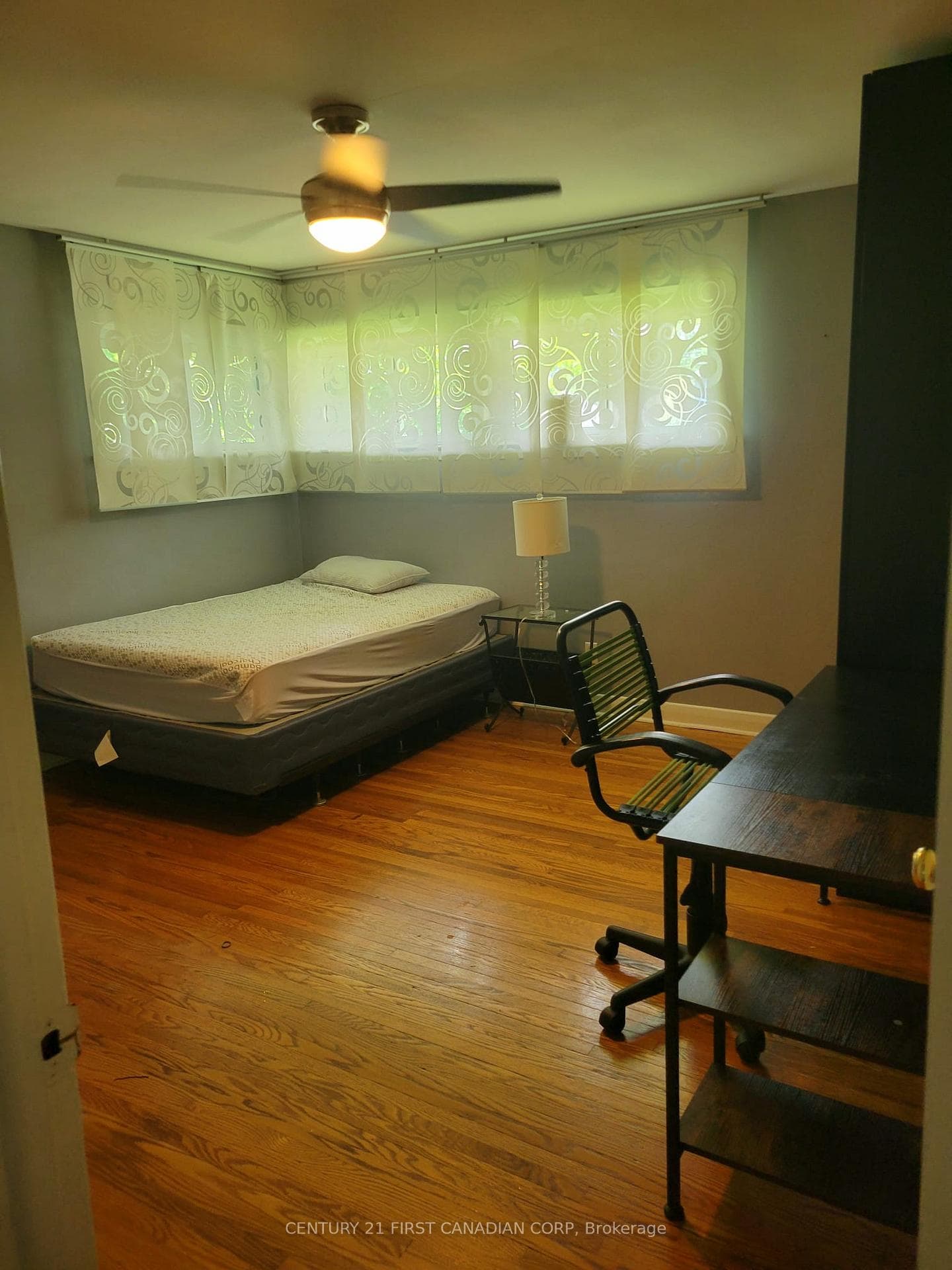 49 Woodward Avenue photo 27